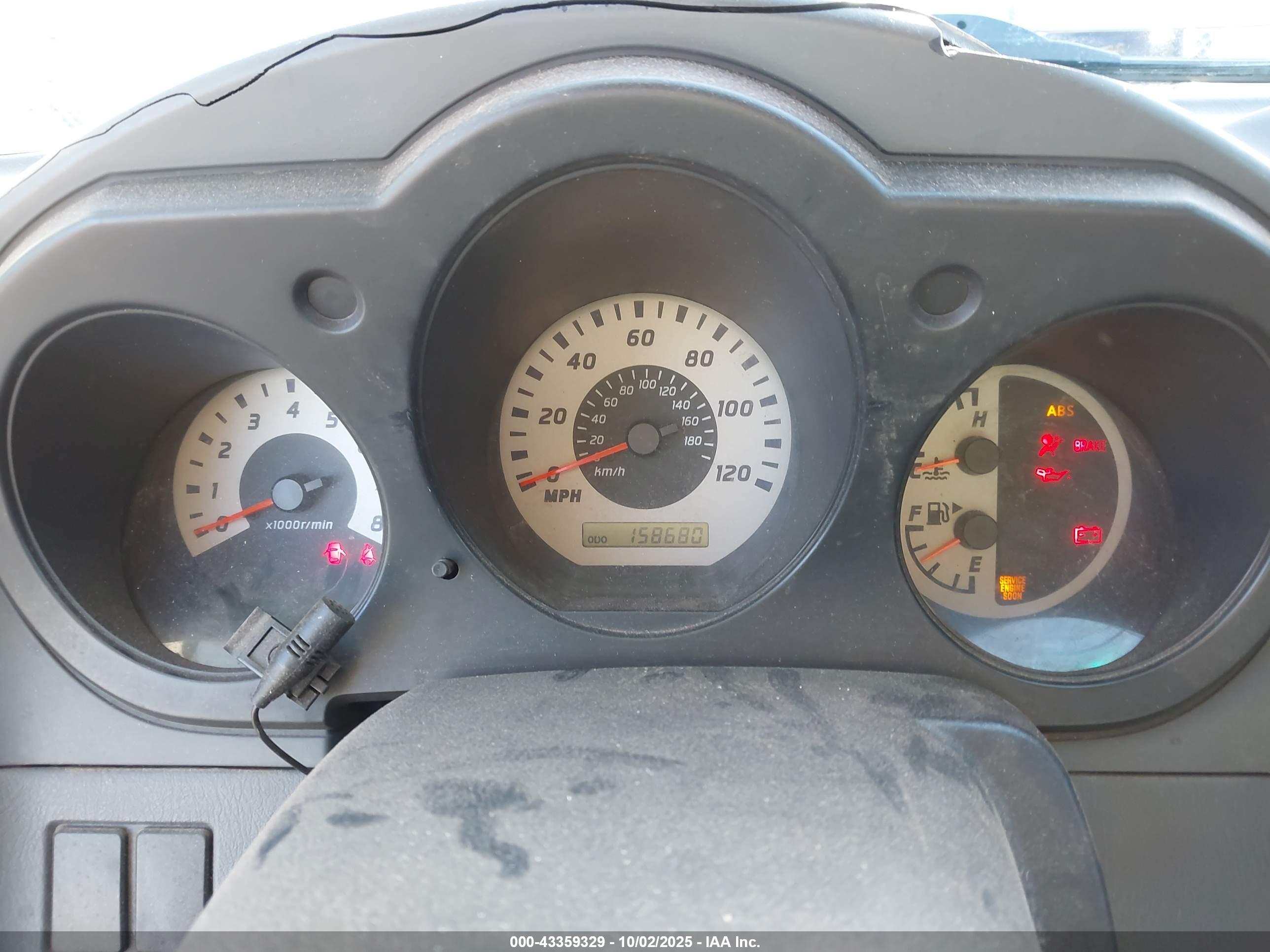 NISSAN FRONTIER image 7