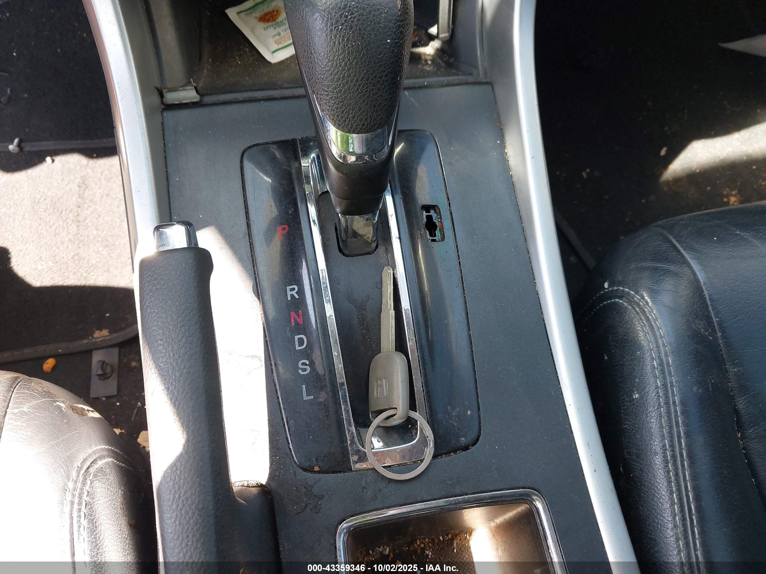 HONDA ACCORD image 11