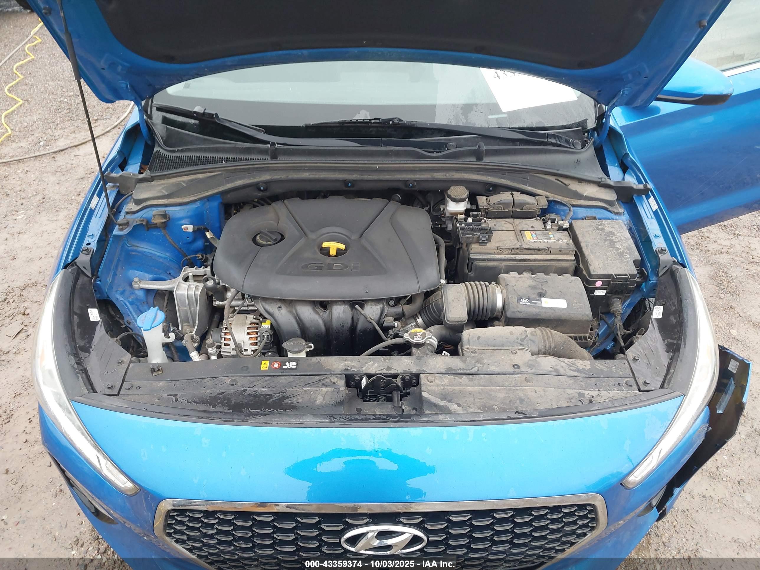 HYUNDAI ELANTRA image 10