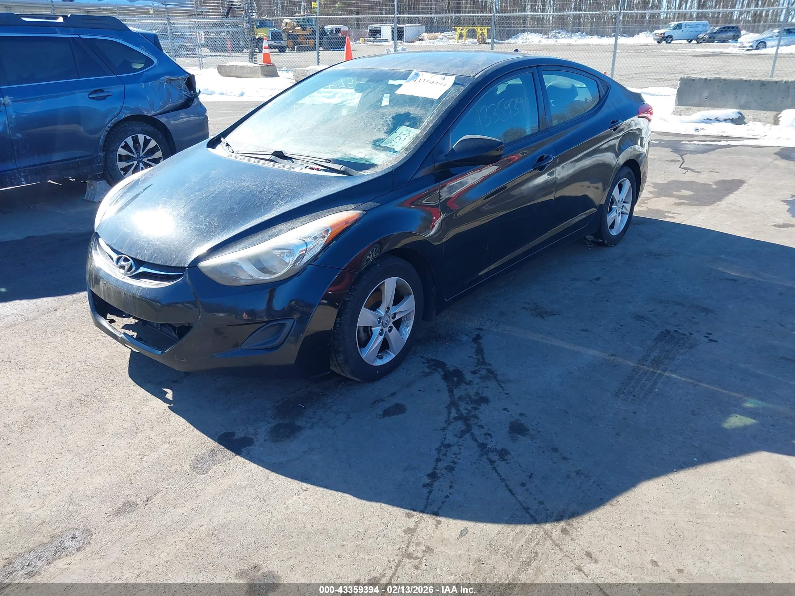 HYUNDAI ELANTRA image 2