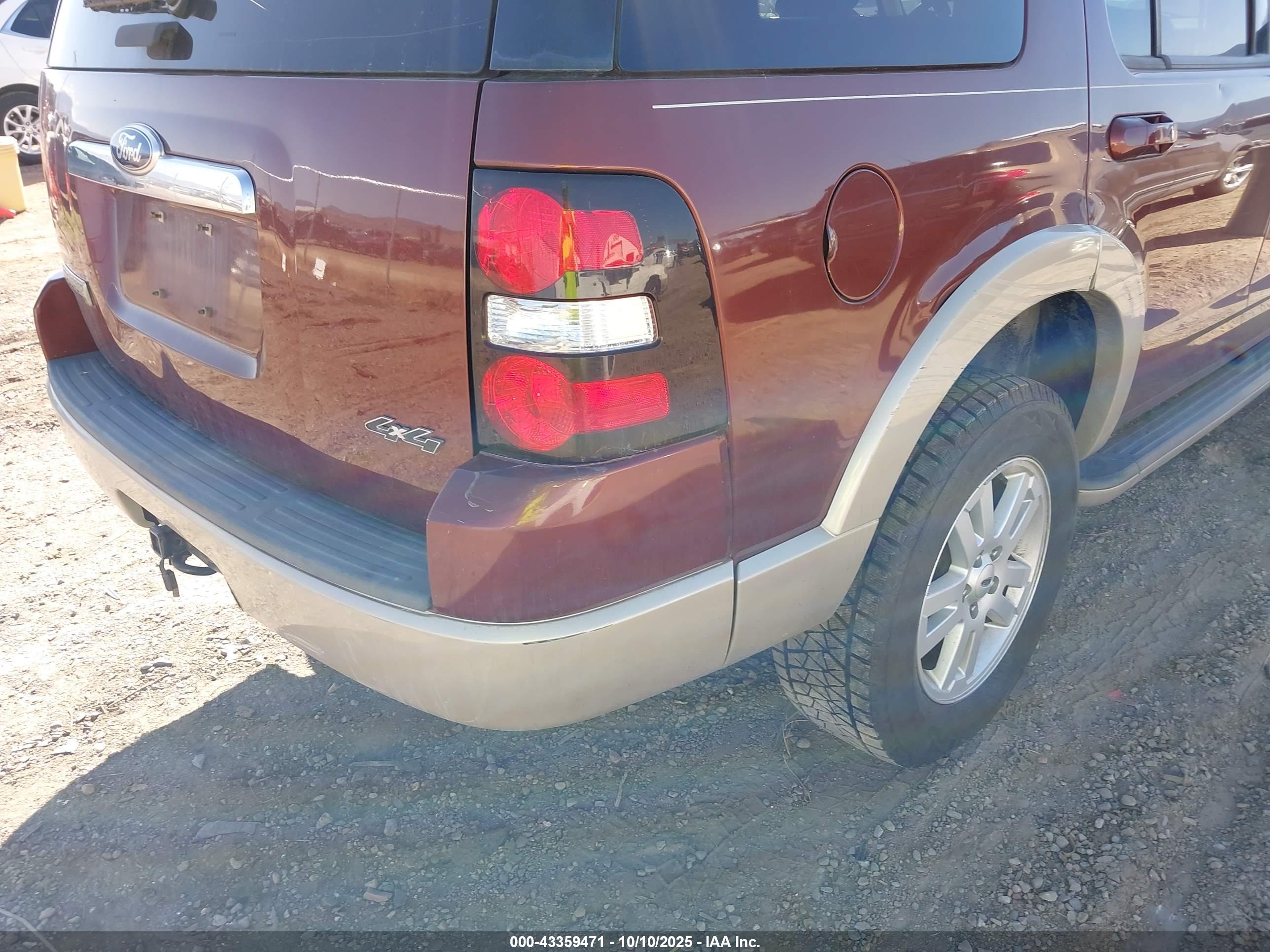 FORD EXPLORER image 6