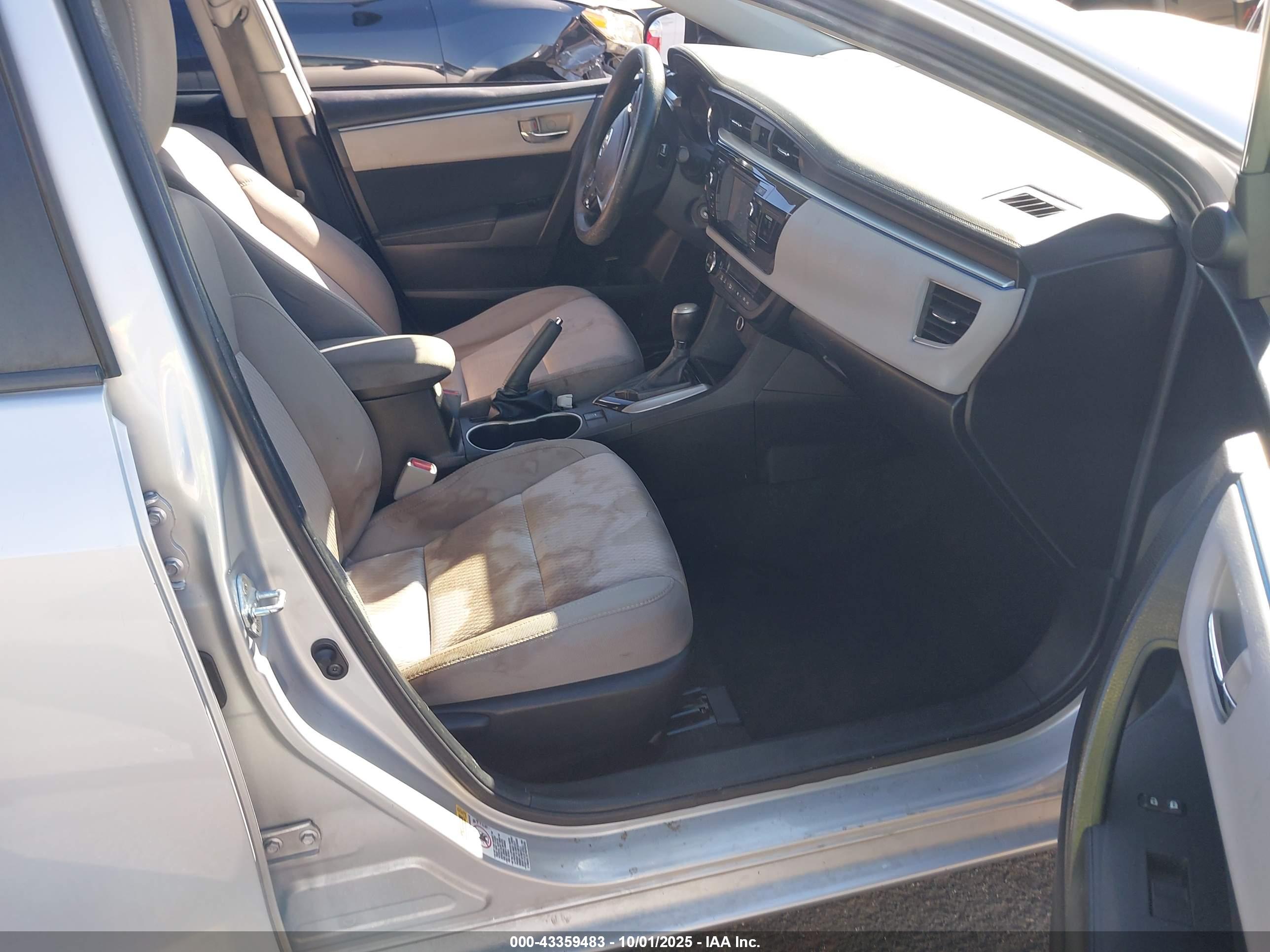 TOYOTA COROLLA image 5