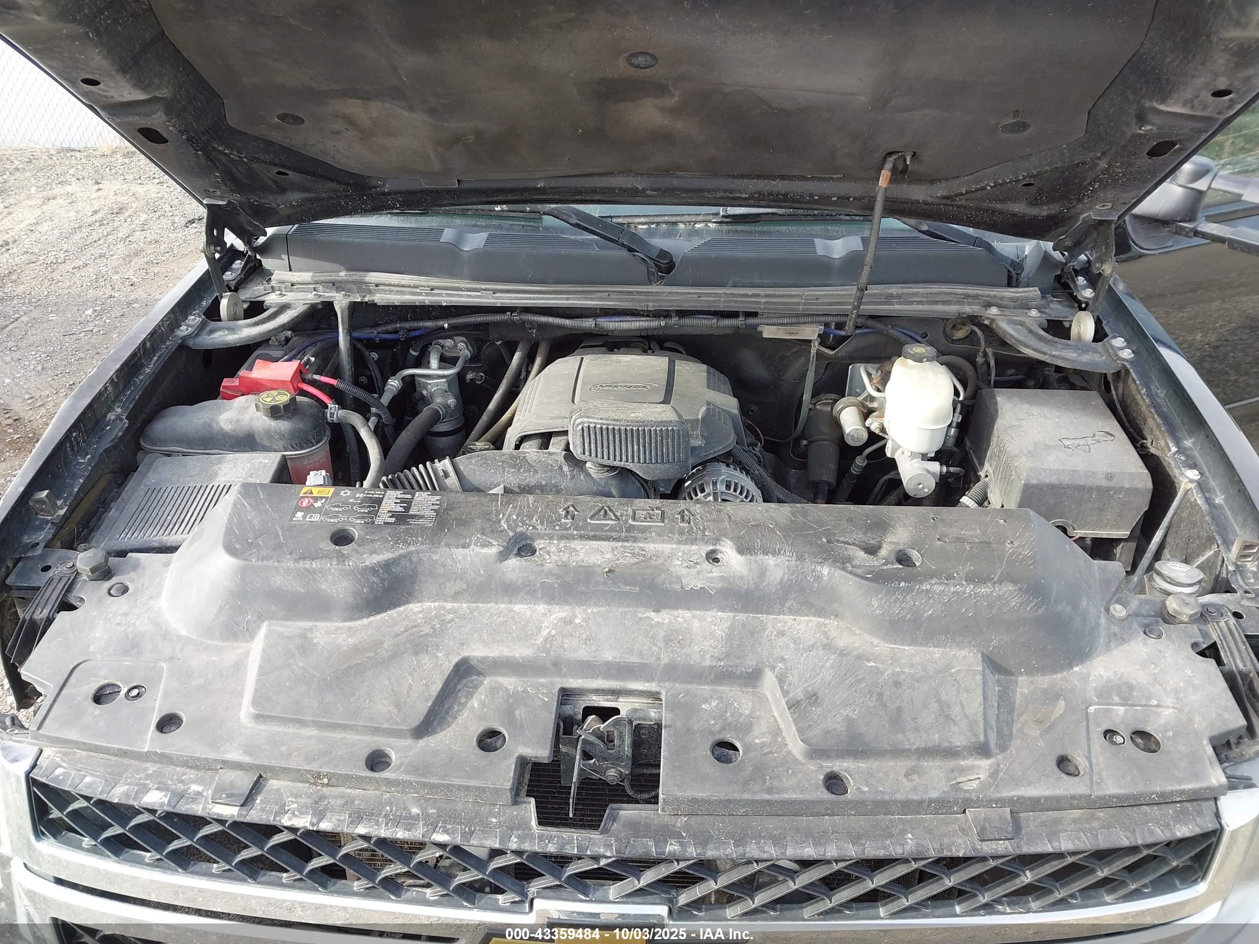 CHEVROLET SILVERADO image 10