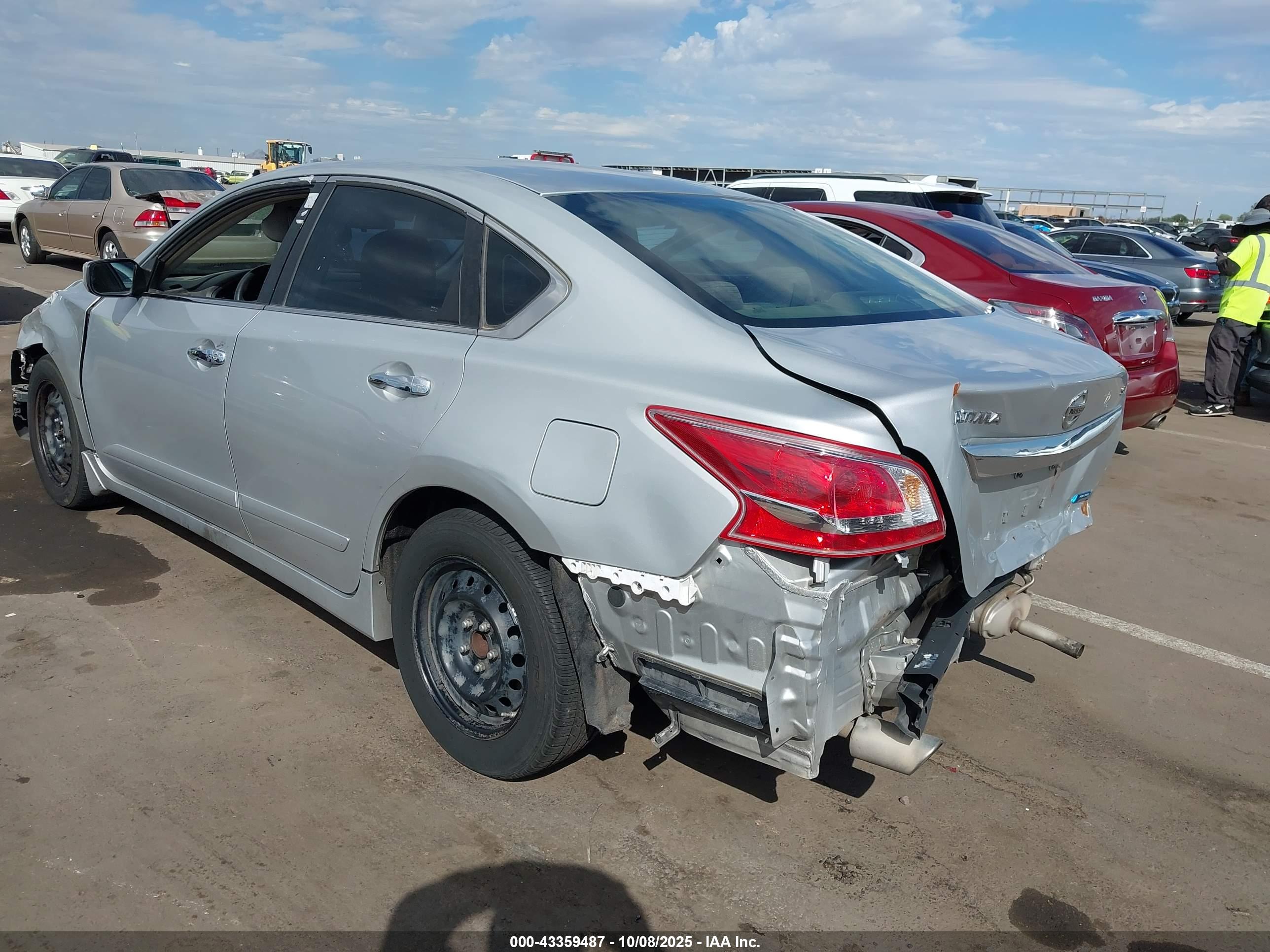 NISSAN ALTIMA image 3
