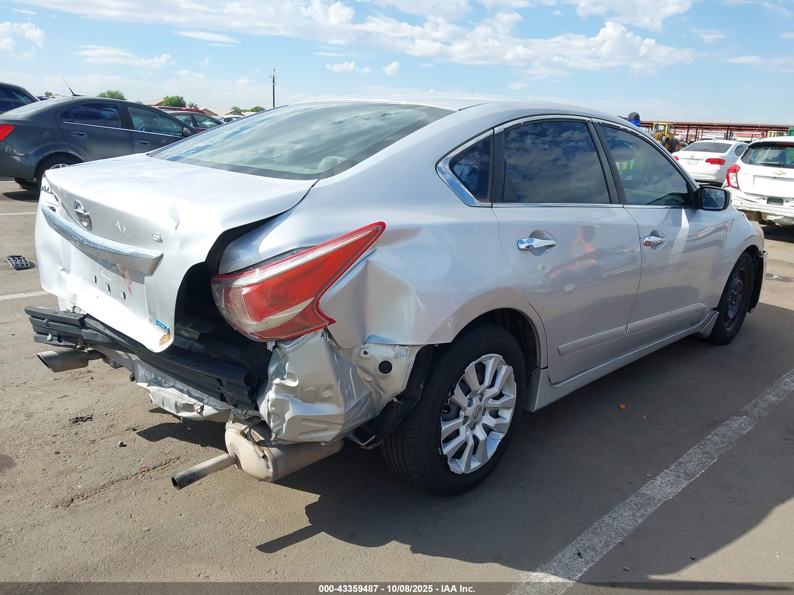 NISSAN ALTIMA image 4