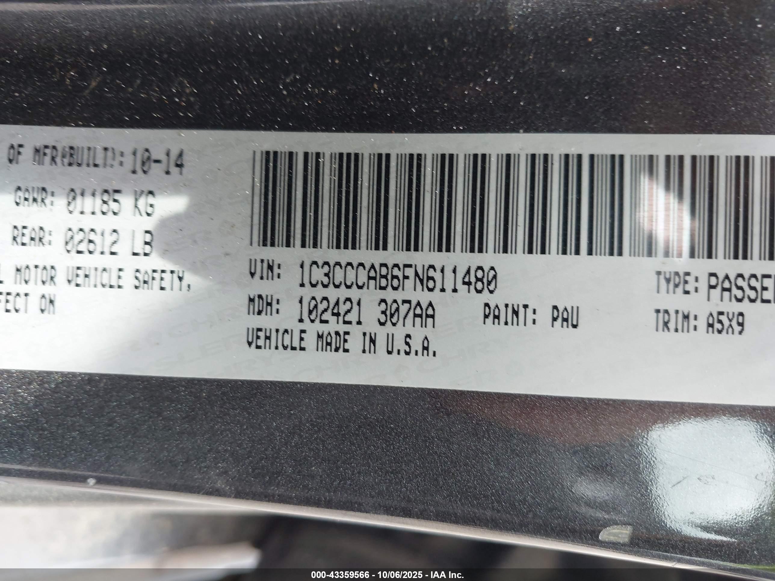 CHRYSLER 200 image 9