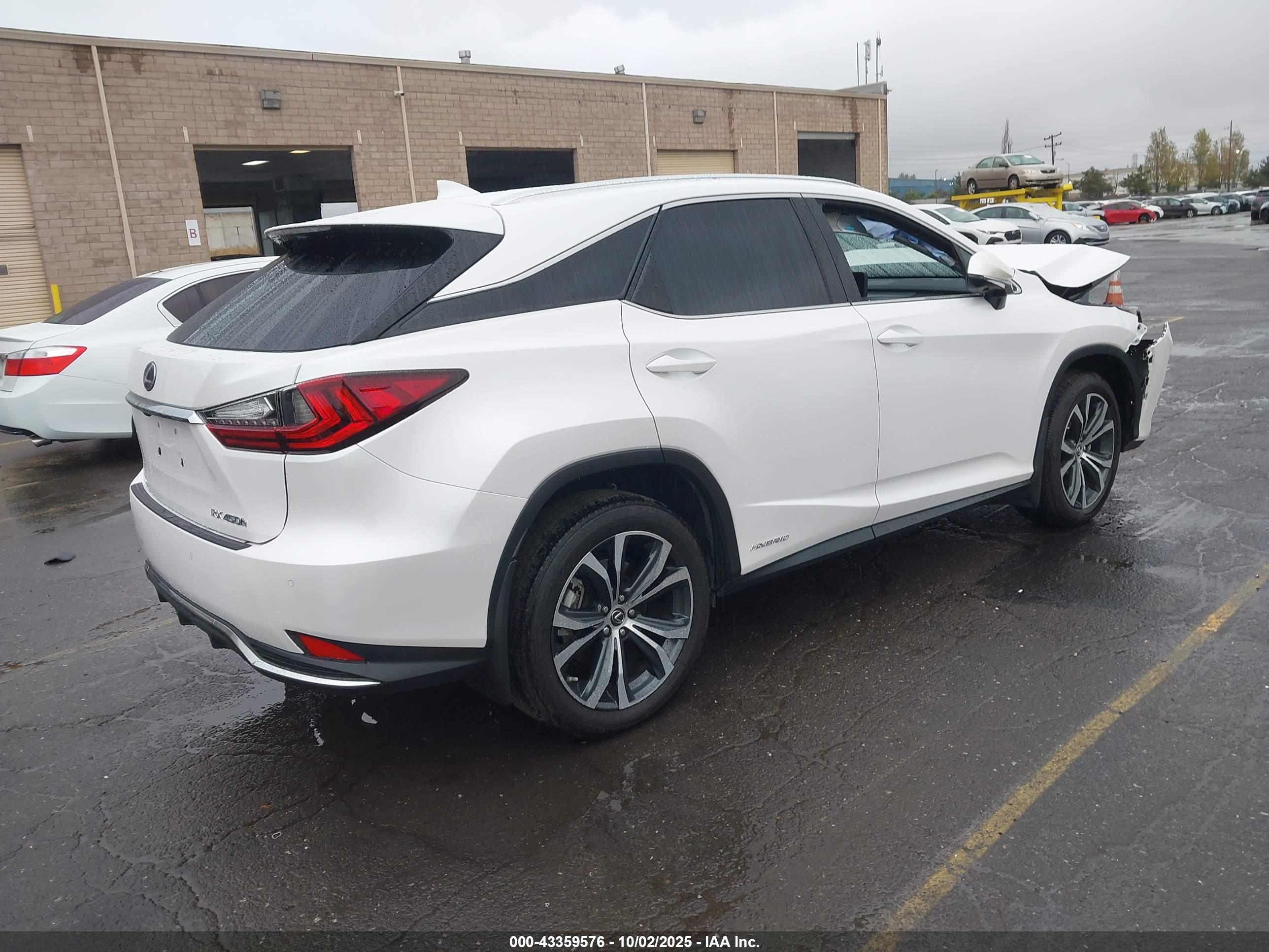 LEXUS RX image 4