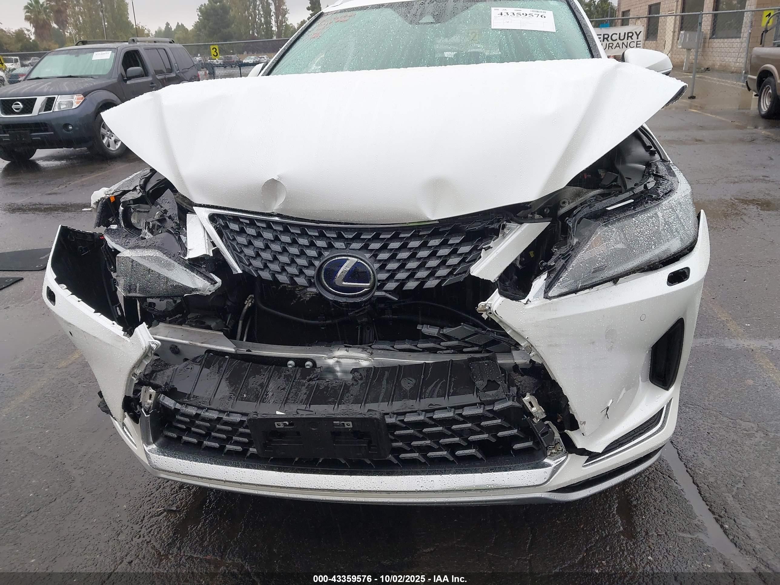LEXUS RX image 6