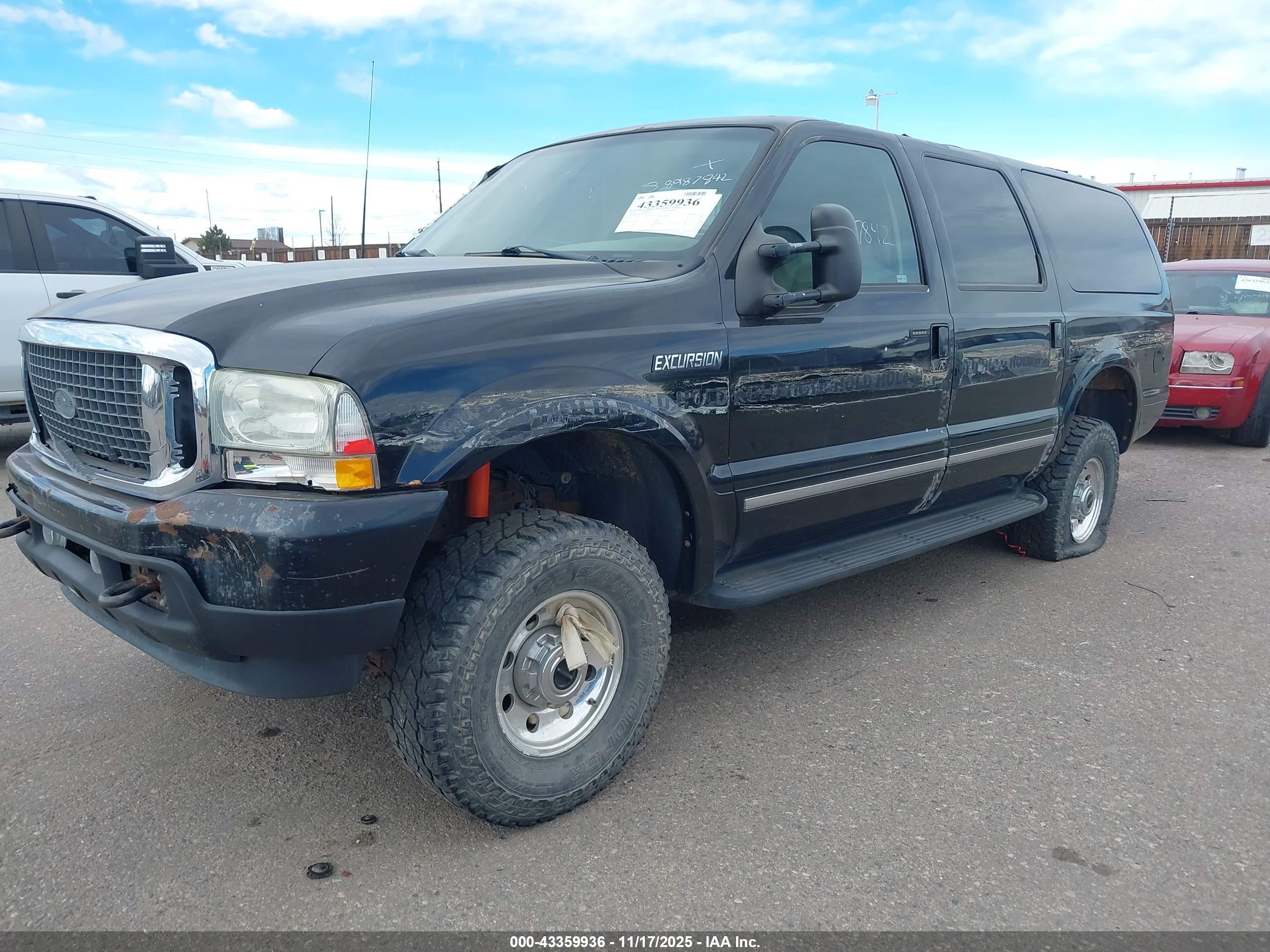 FORD EXCURSION image 2