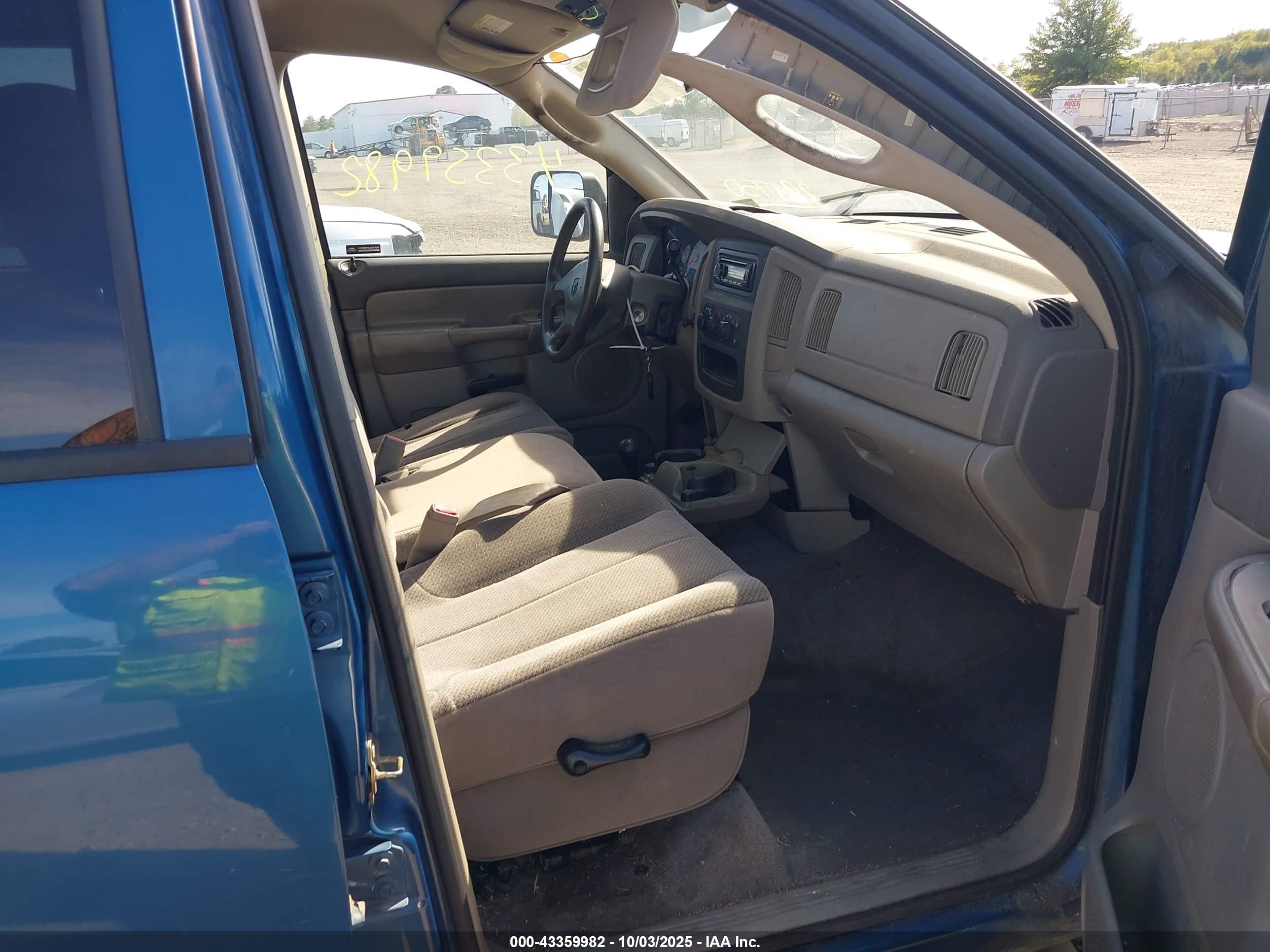 DODGE RAM image 5