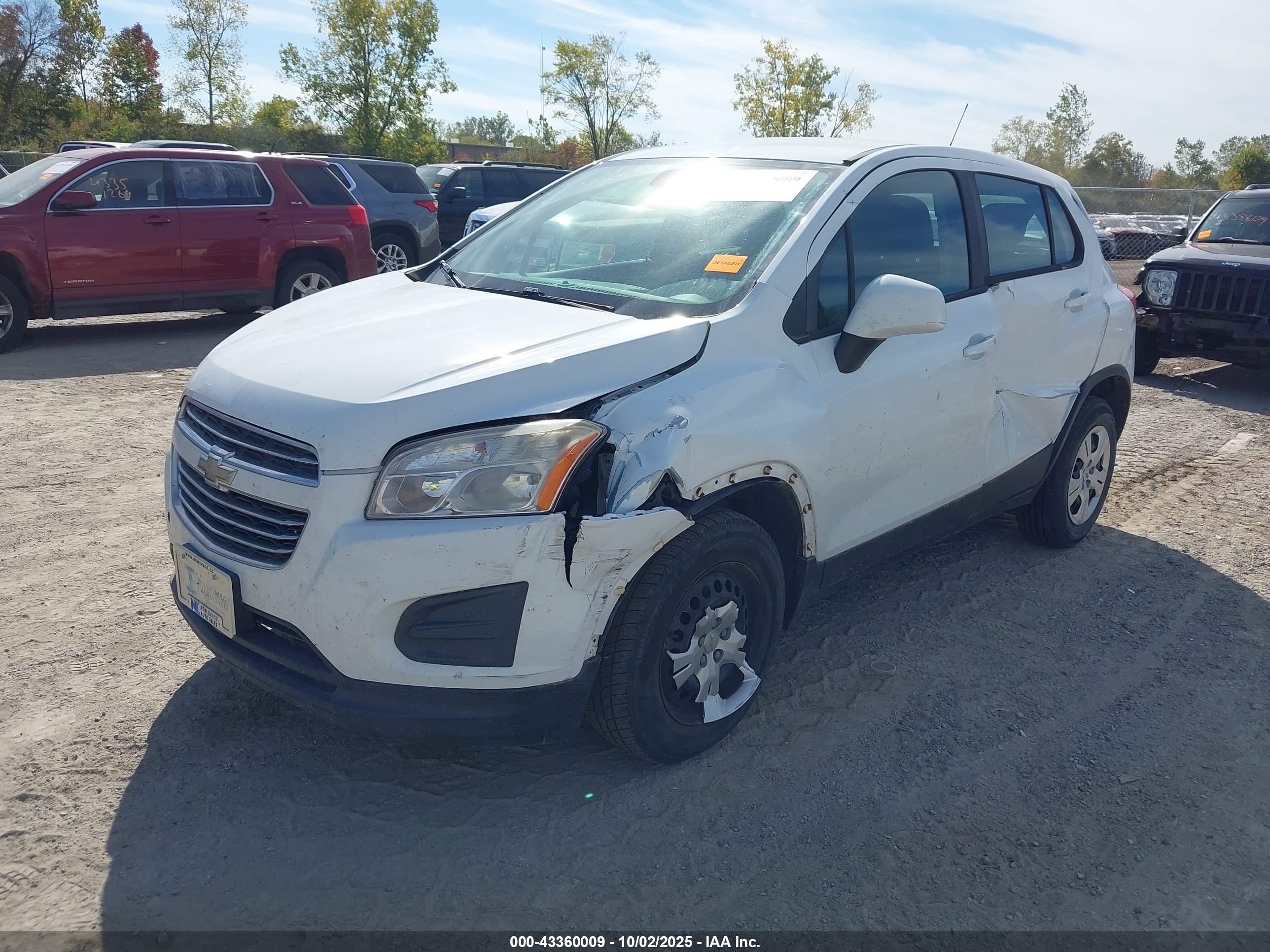 CHEVROLET TRAX image 2