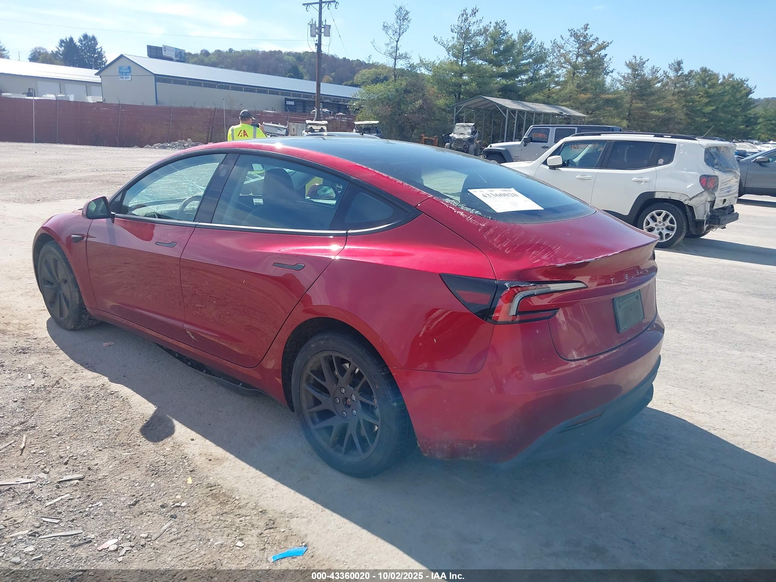 TESLA MODEL image 3