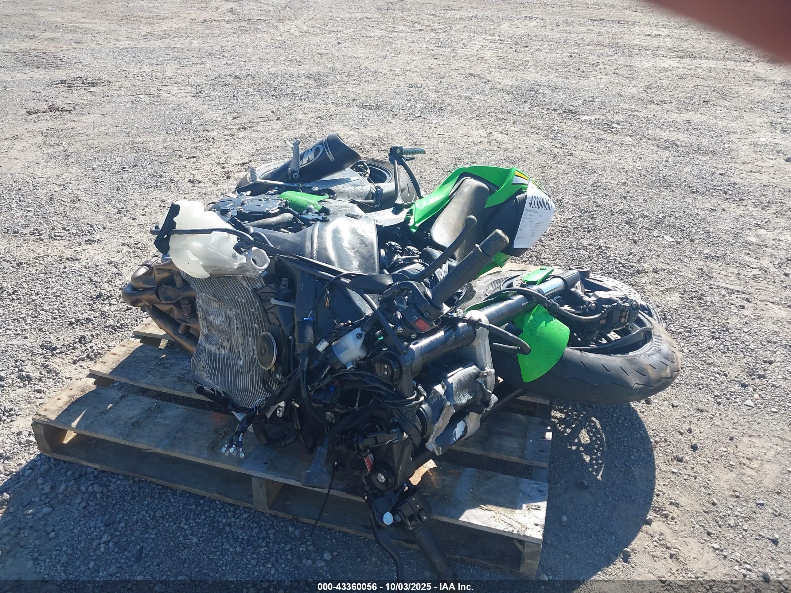 KAWASAKI ZX636 image 5