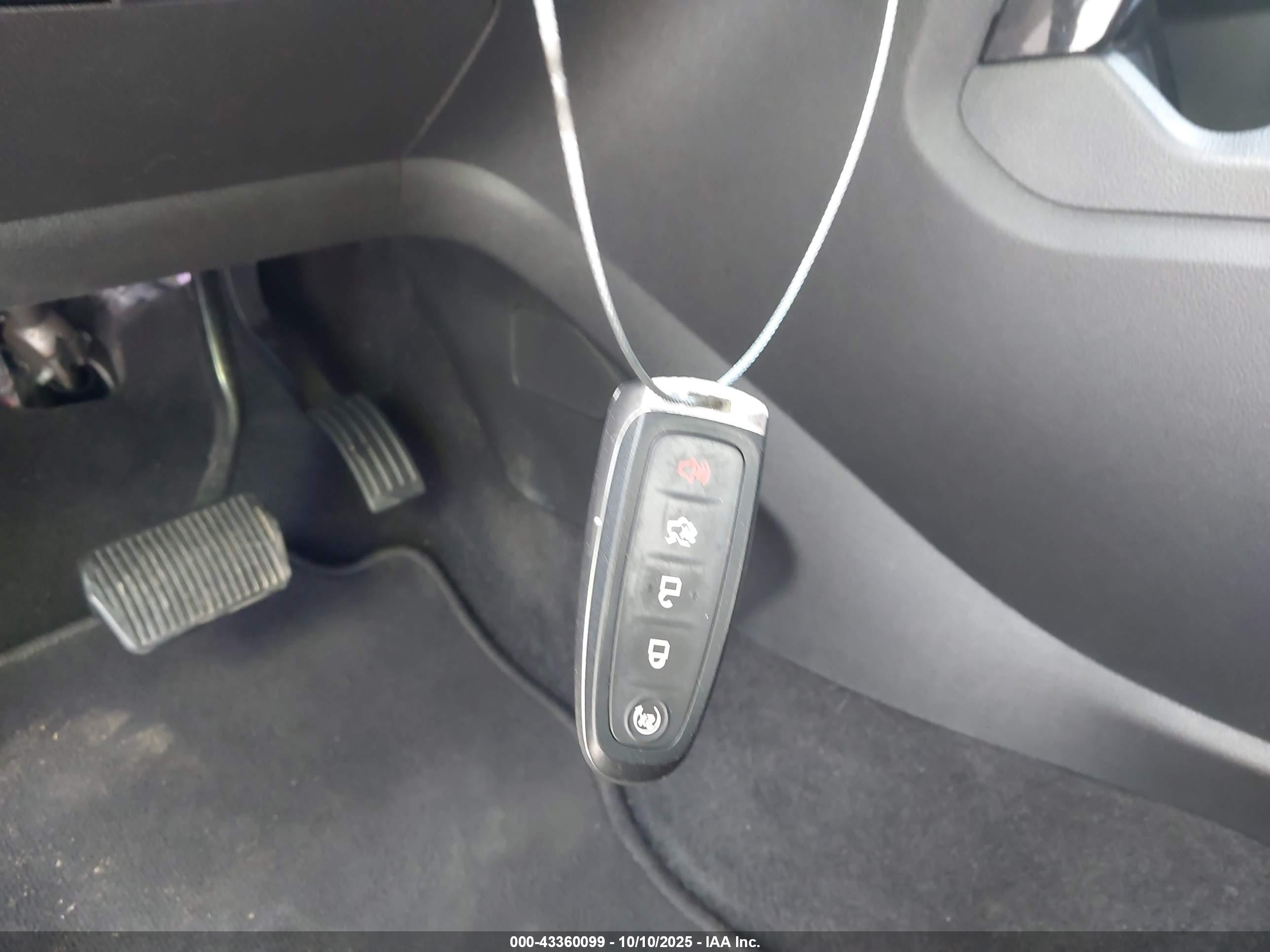 FORD ESCAPE image 11
