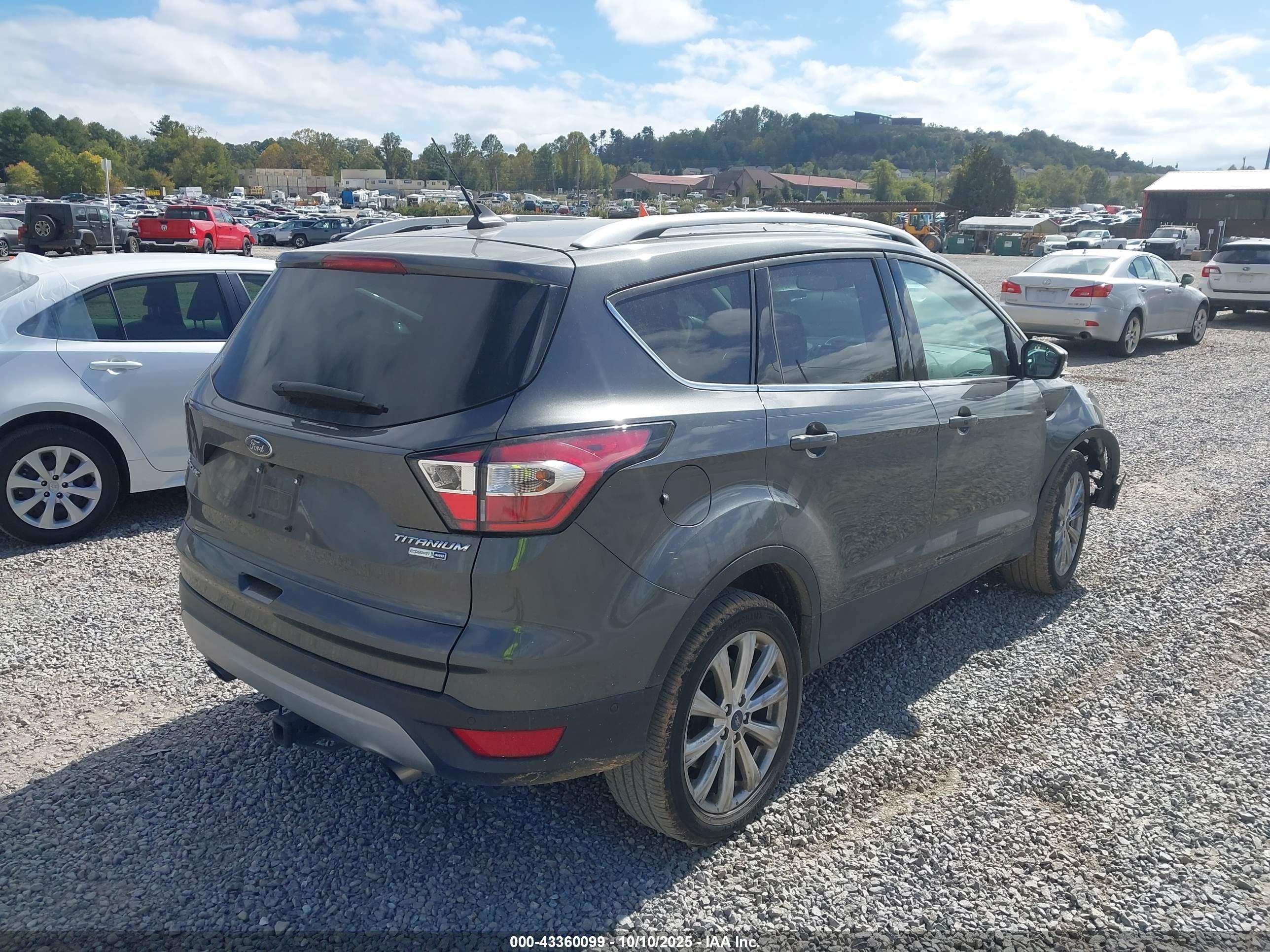 FORD ESCAPE image 4