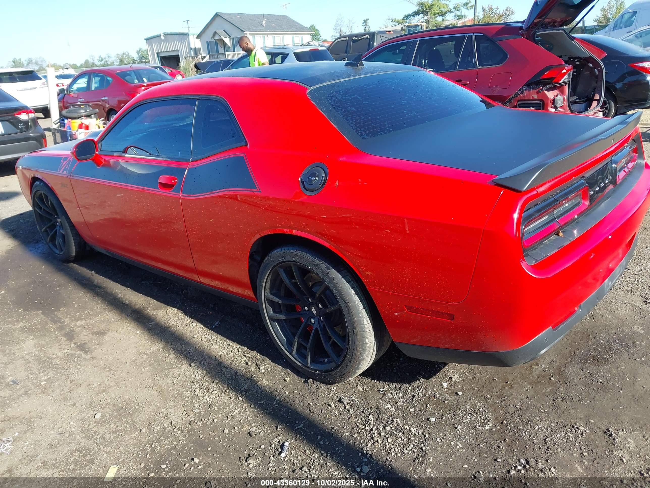 DODGE CHALLENGER image 3