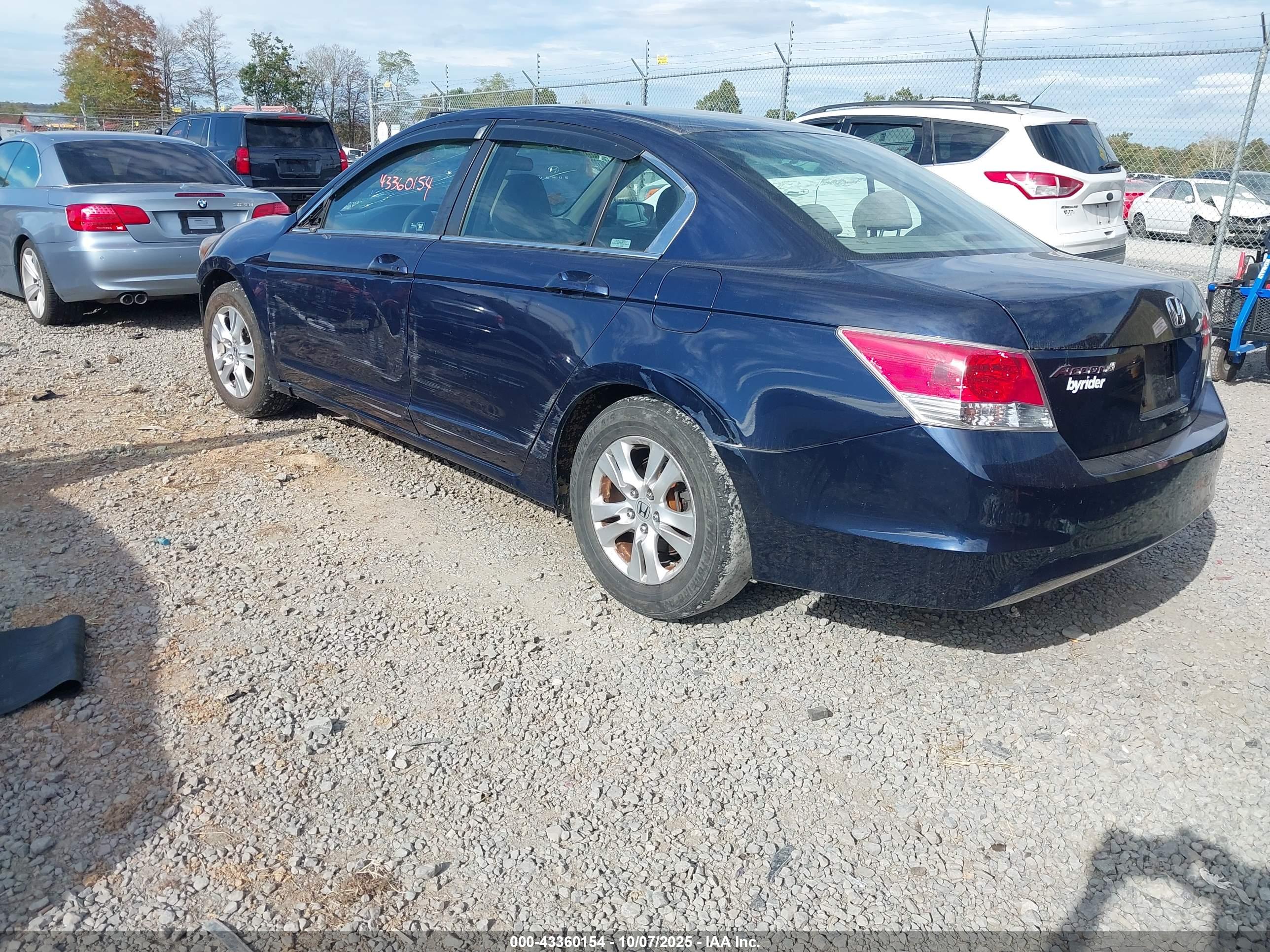 HONDA ACCORD image 3