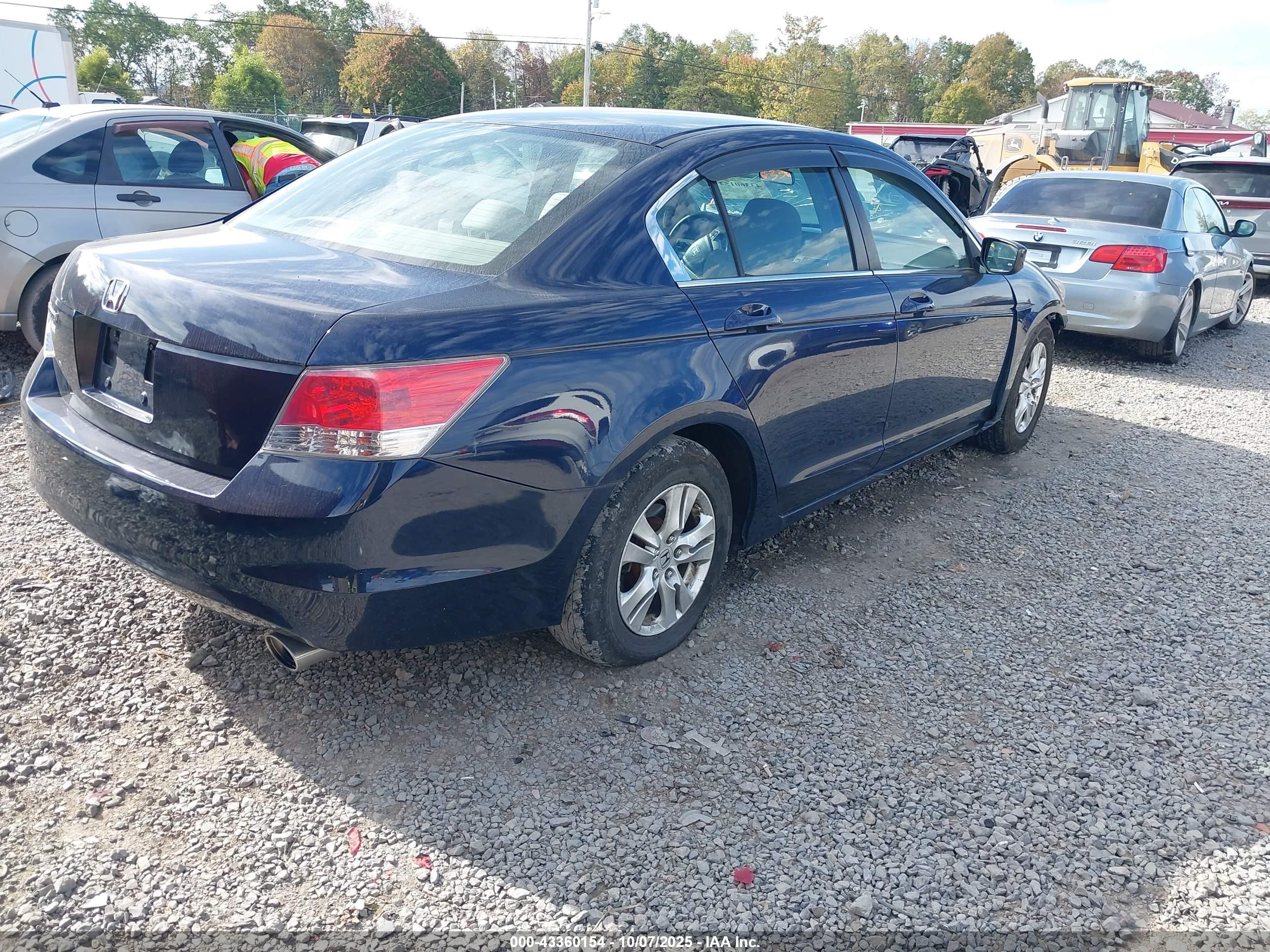 HONDA ACCORD image 4