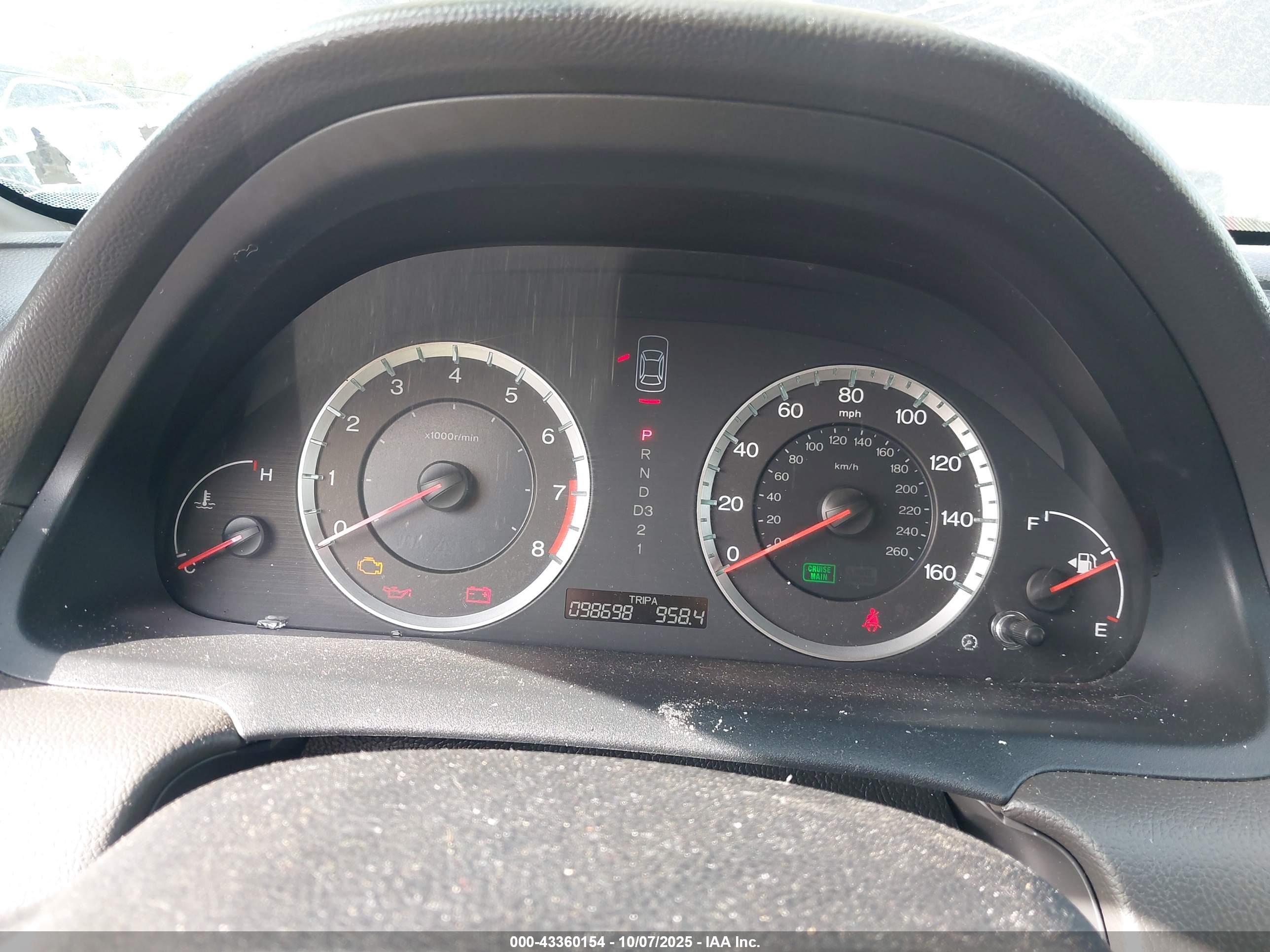 HONDA ACCORD image 7