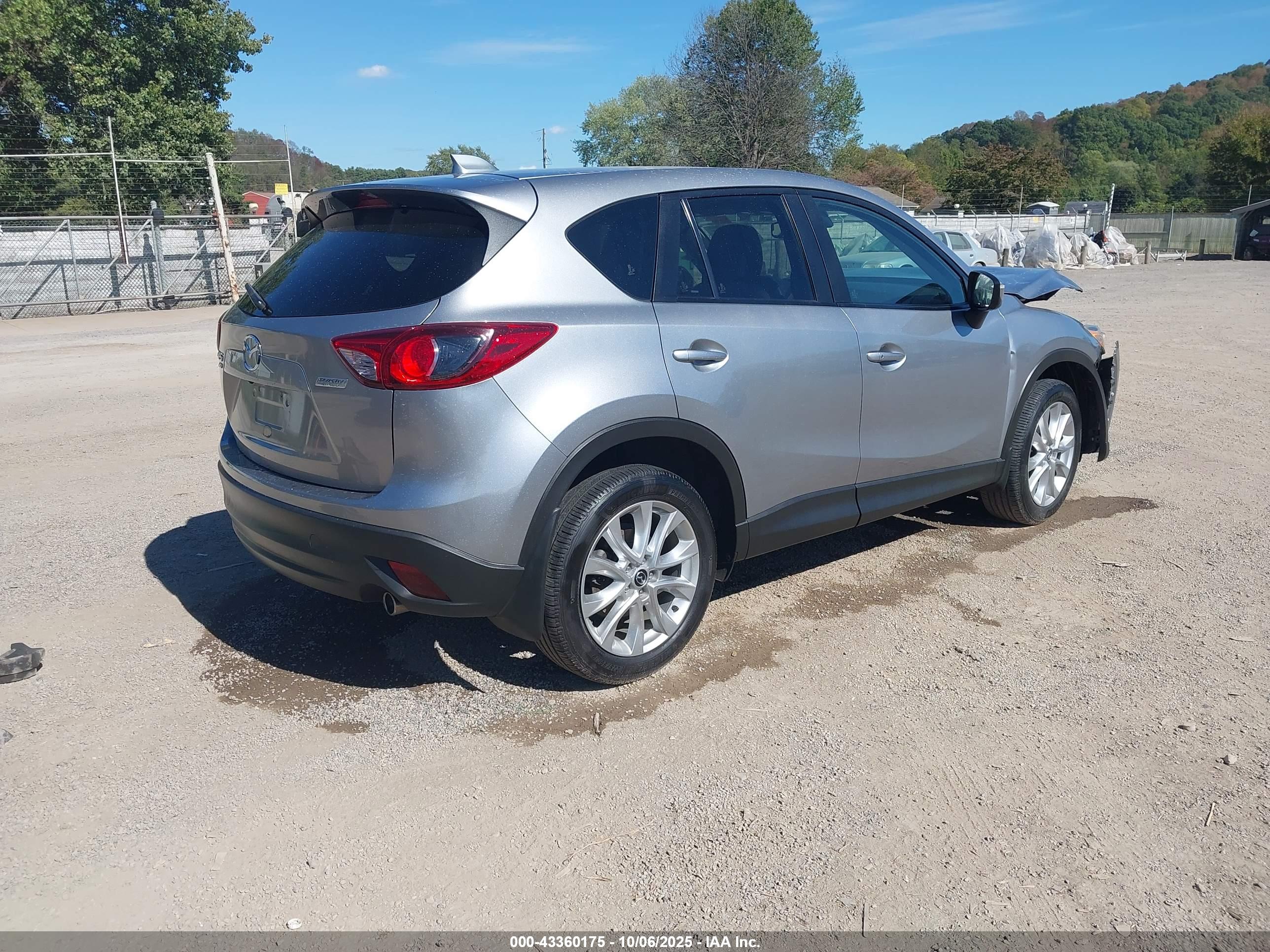 MAZDA CX-5 image 4