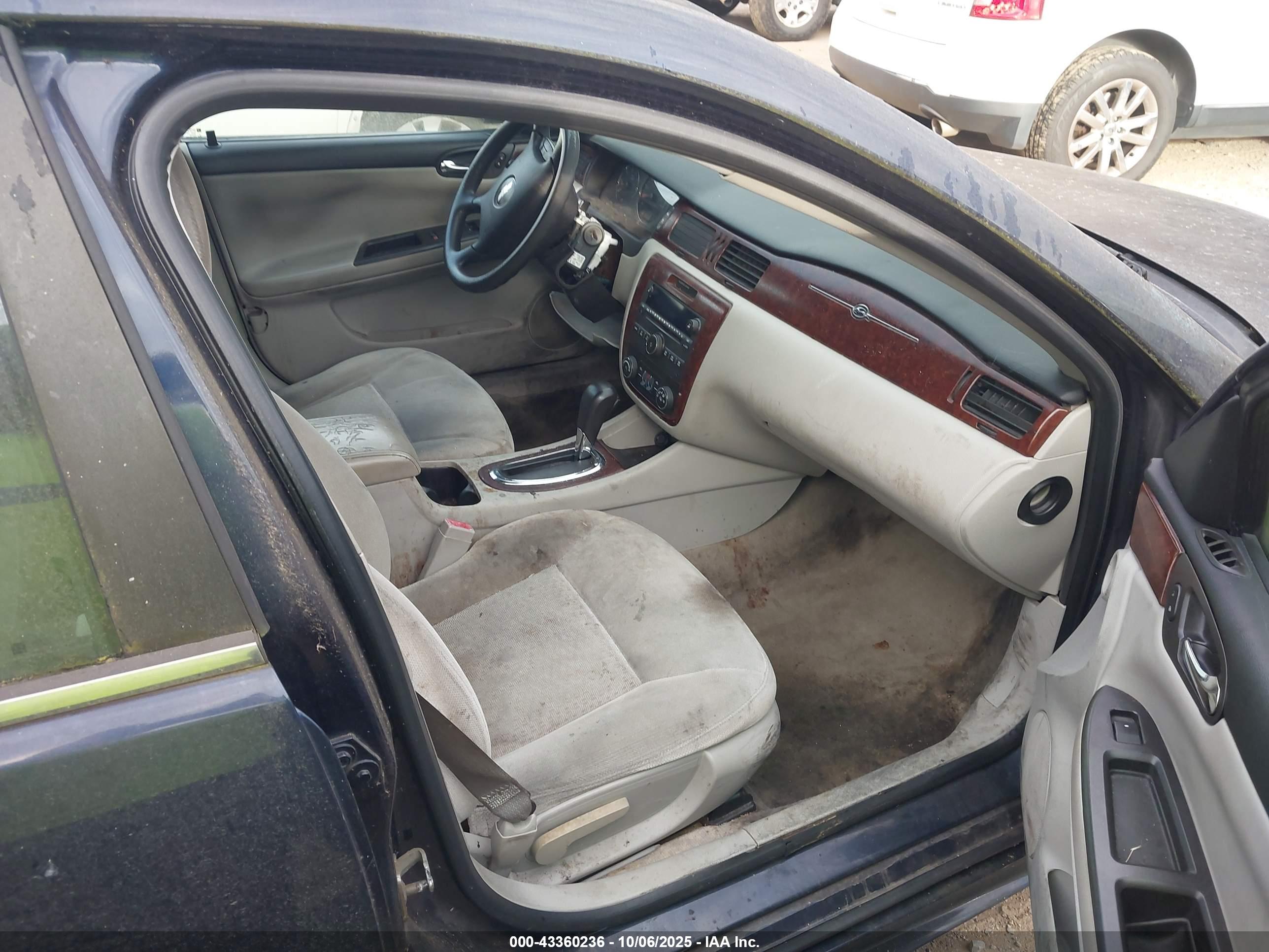 CHEVROLET IMPALA image 5