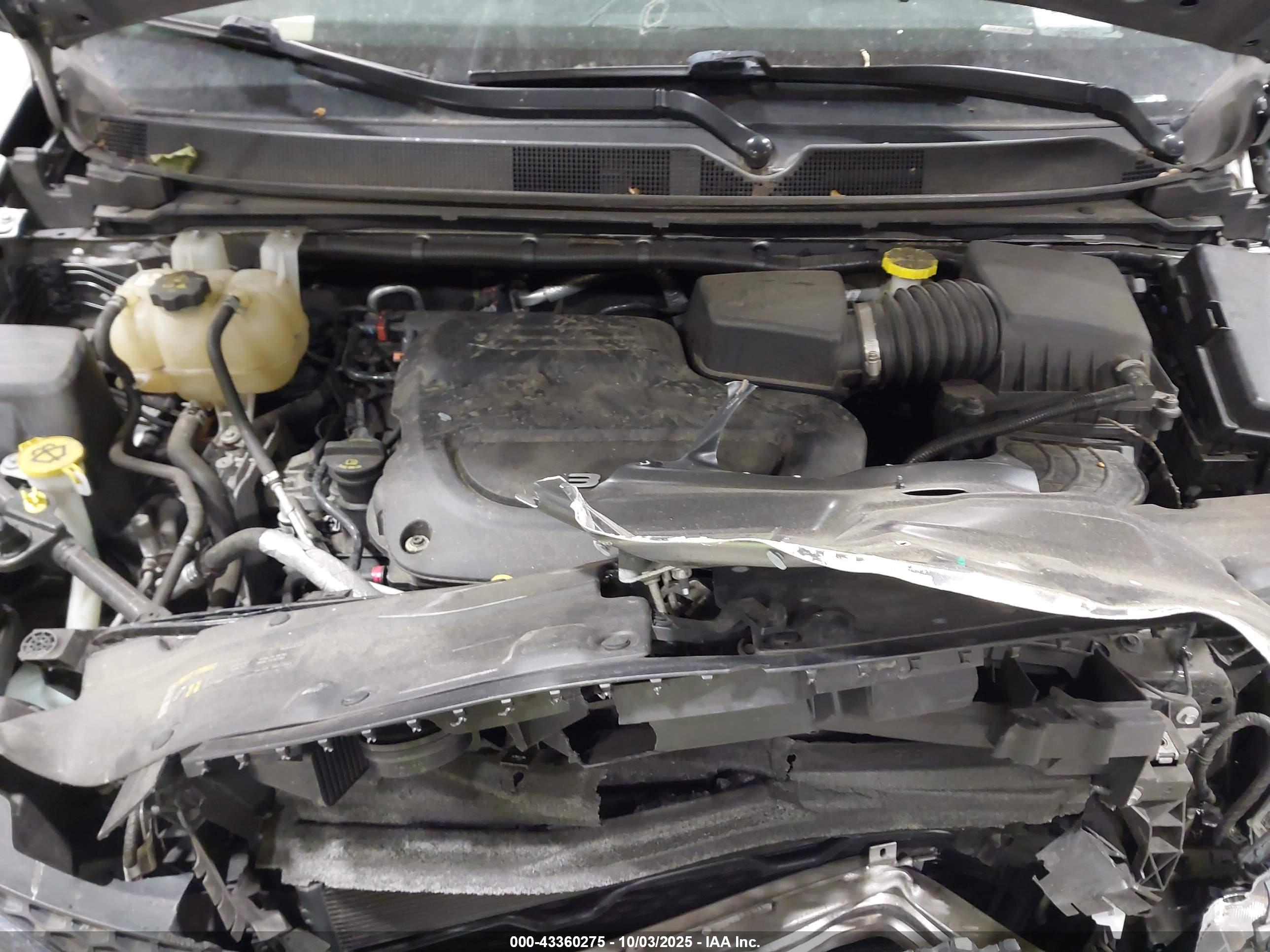 CHRYSLER PACIFICA image 10