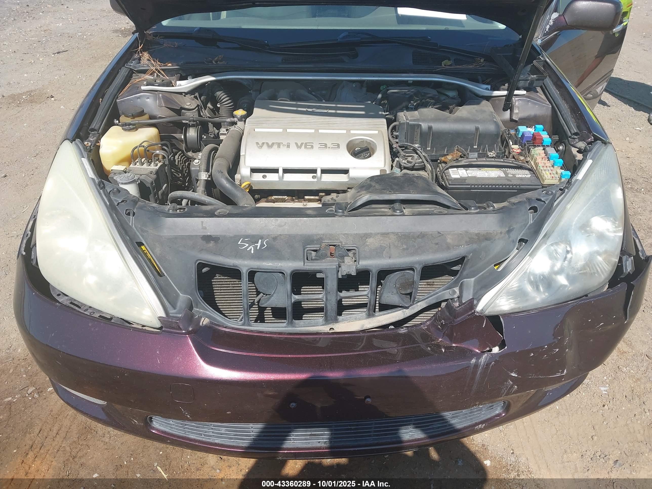 LEXUS ES image 10