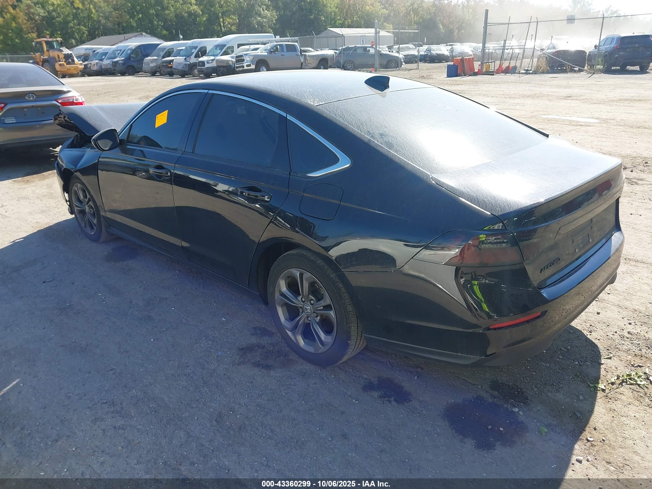 HONDA ACCORD image 3