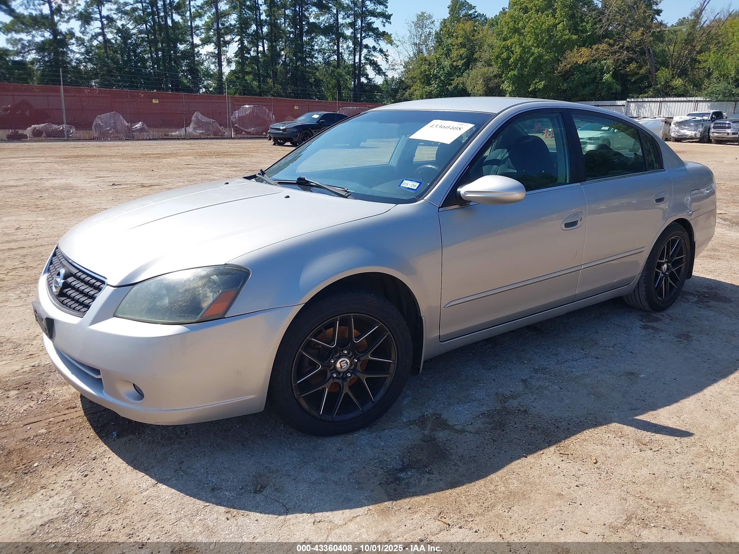 NISSAN ALTIMA image 2