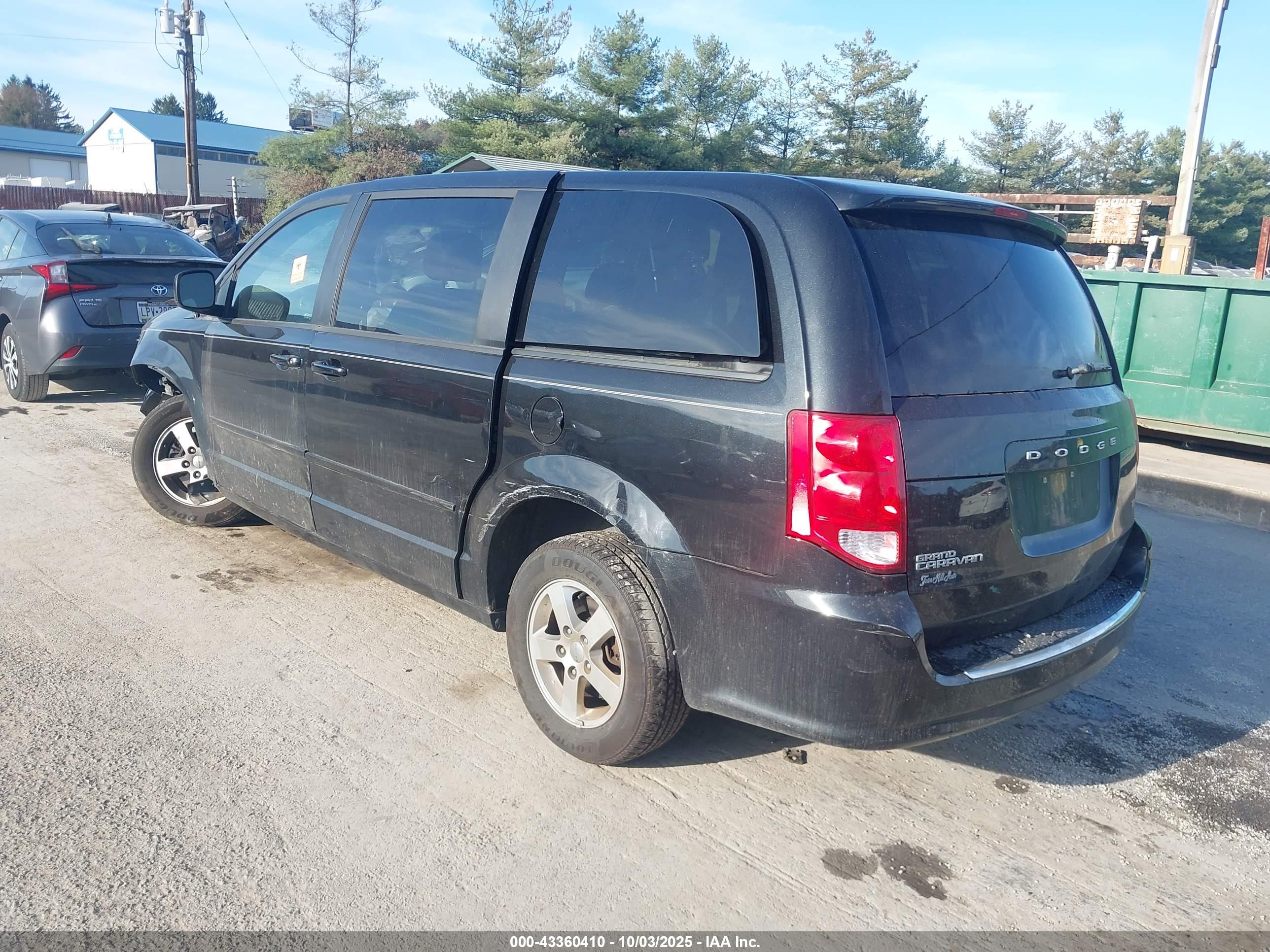 DODGE GRAND image 3