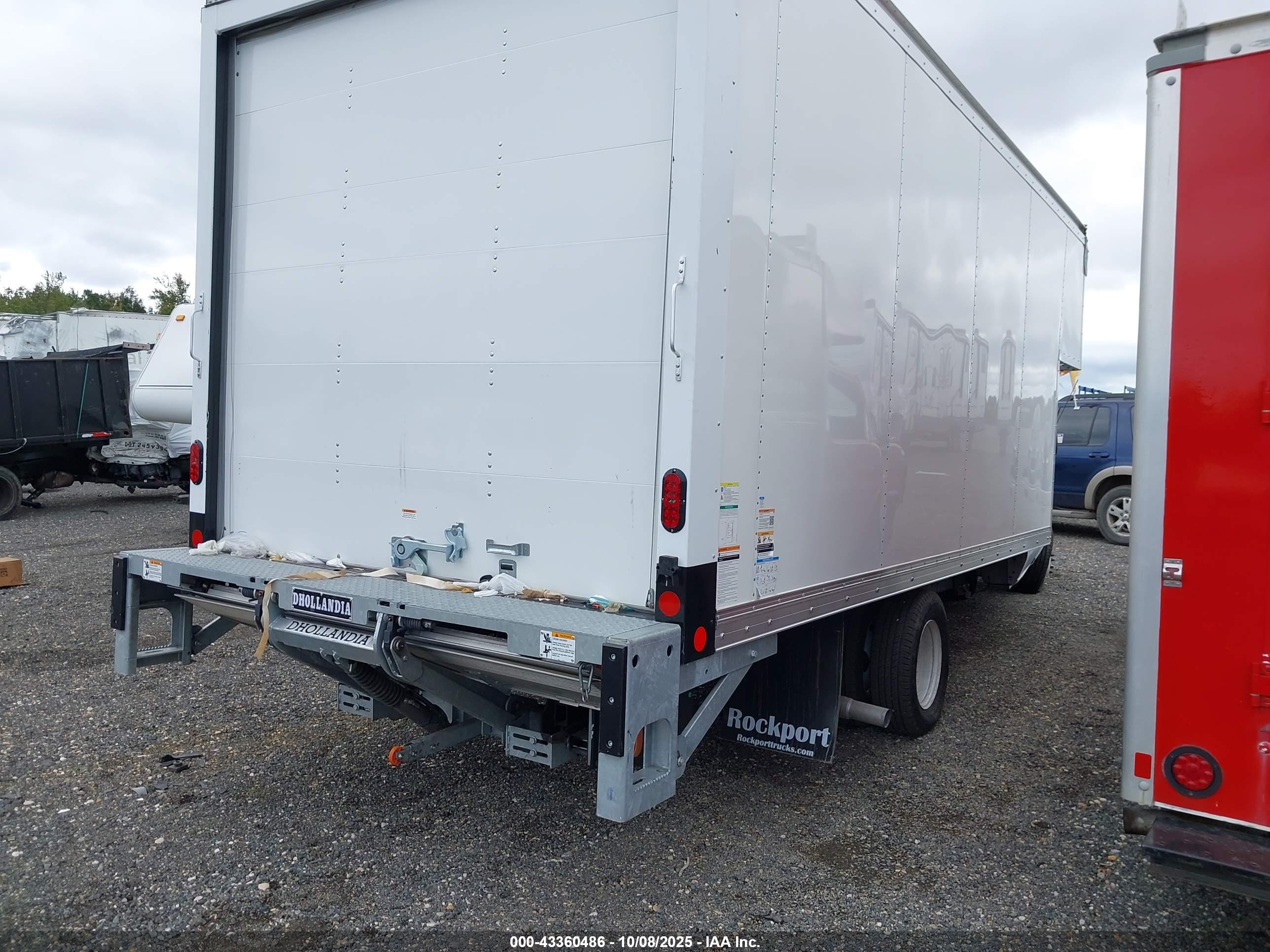 FORD E-450 image 4