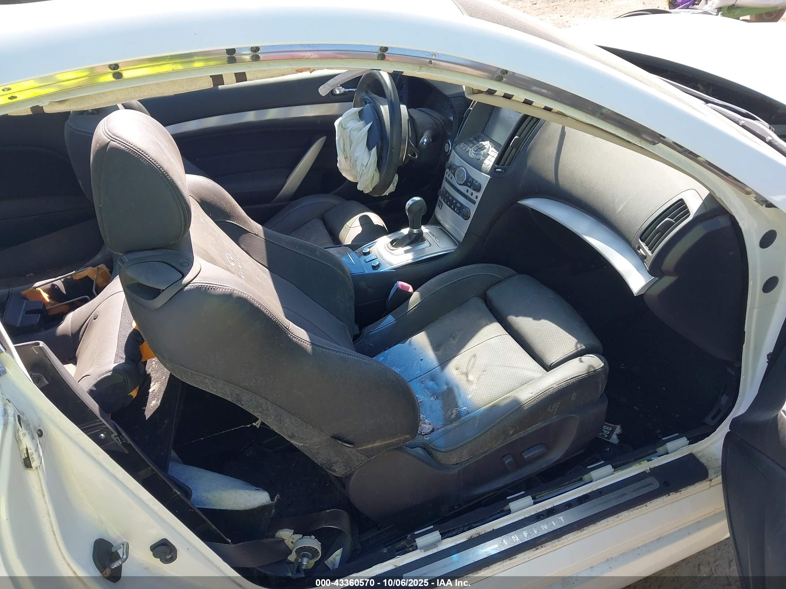 INFINITI Q60 image 5