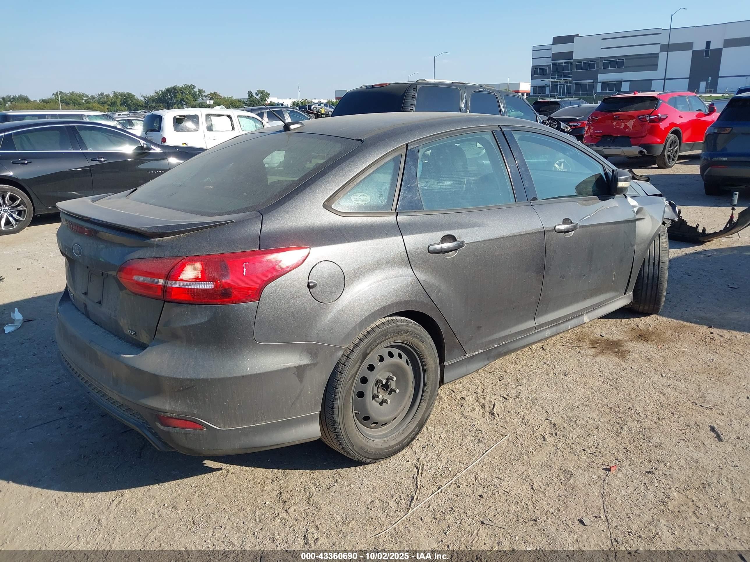 FORD FOCUS image 4