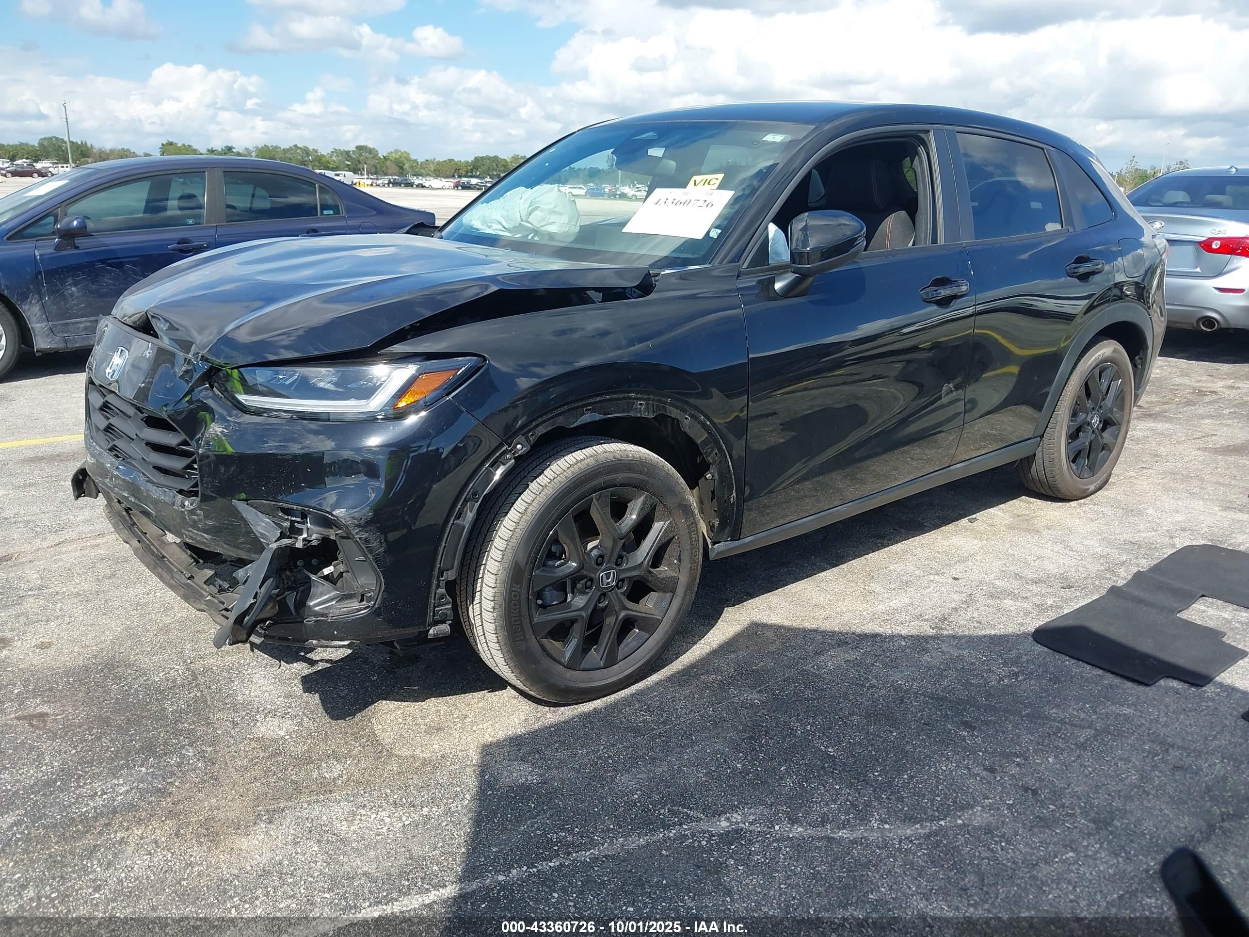 HONDA HR-V image 2