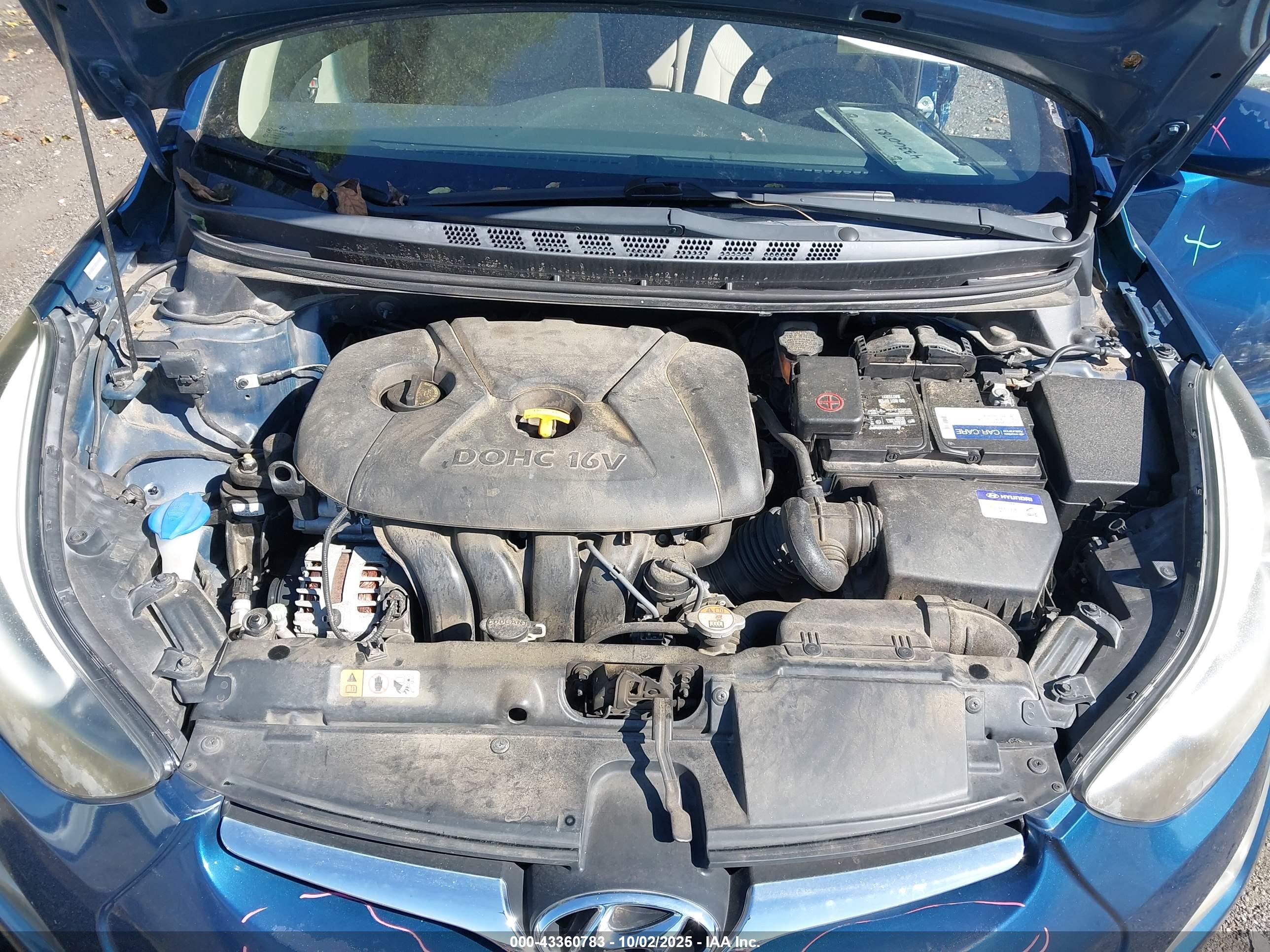 HYUNDAI ELANTRA image 10