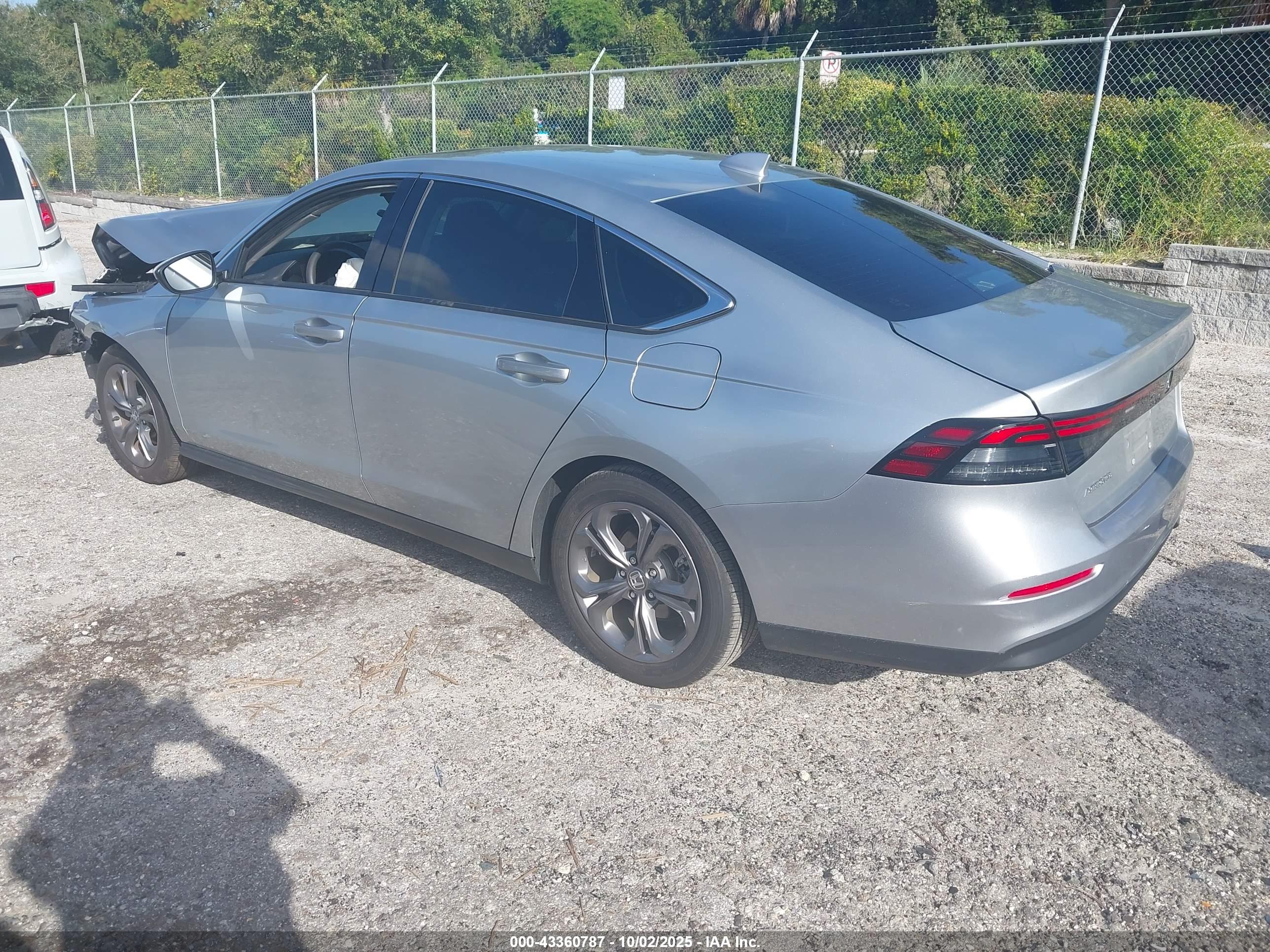 HONDA ACCORD image 3