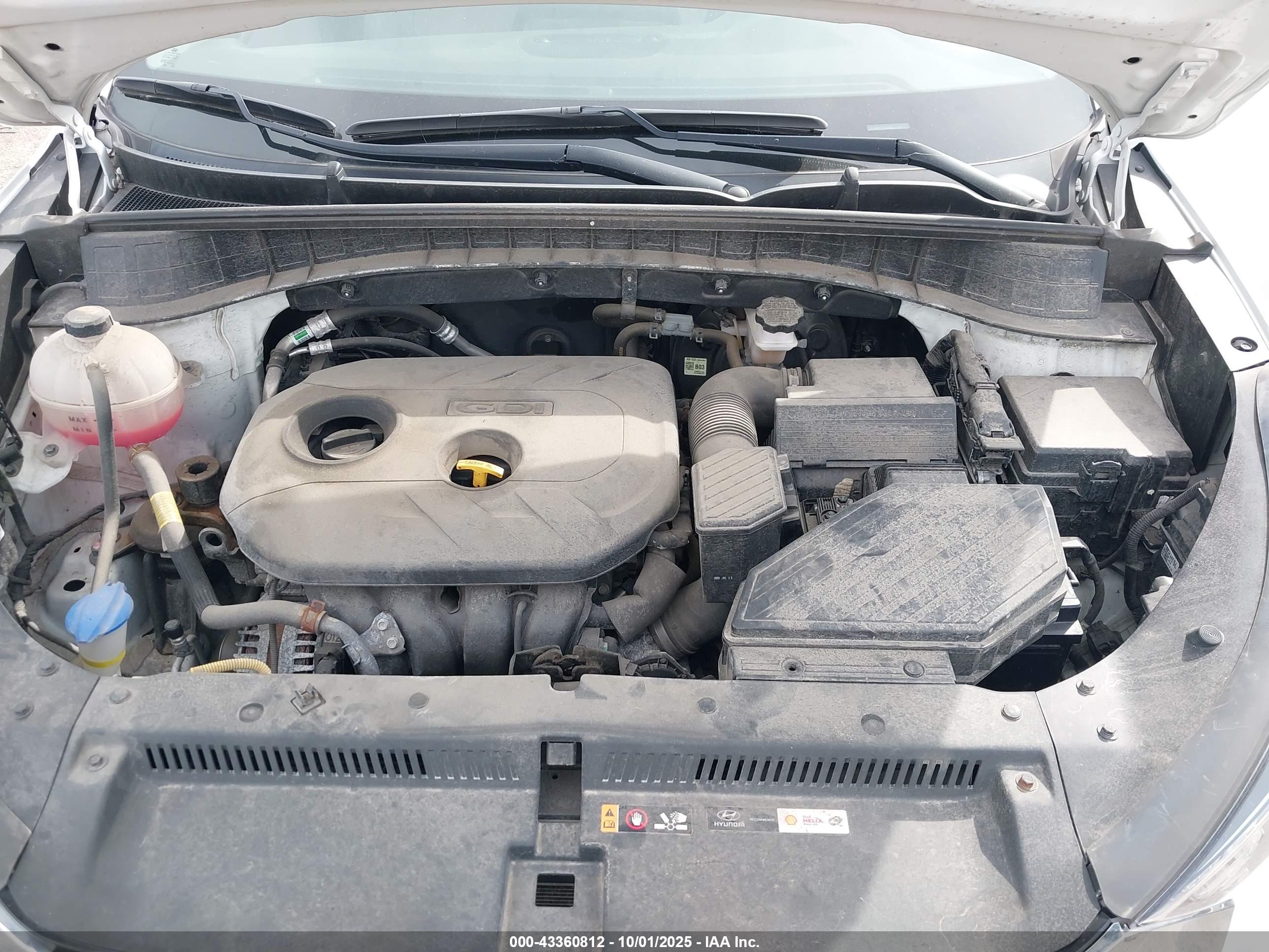 HYUNDAI TUCSON image 10