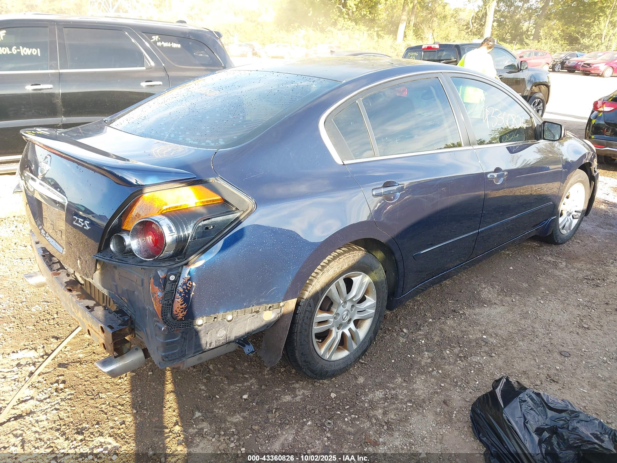 NISSAN ALTIMA image 4