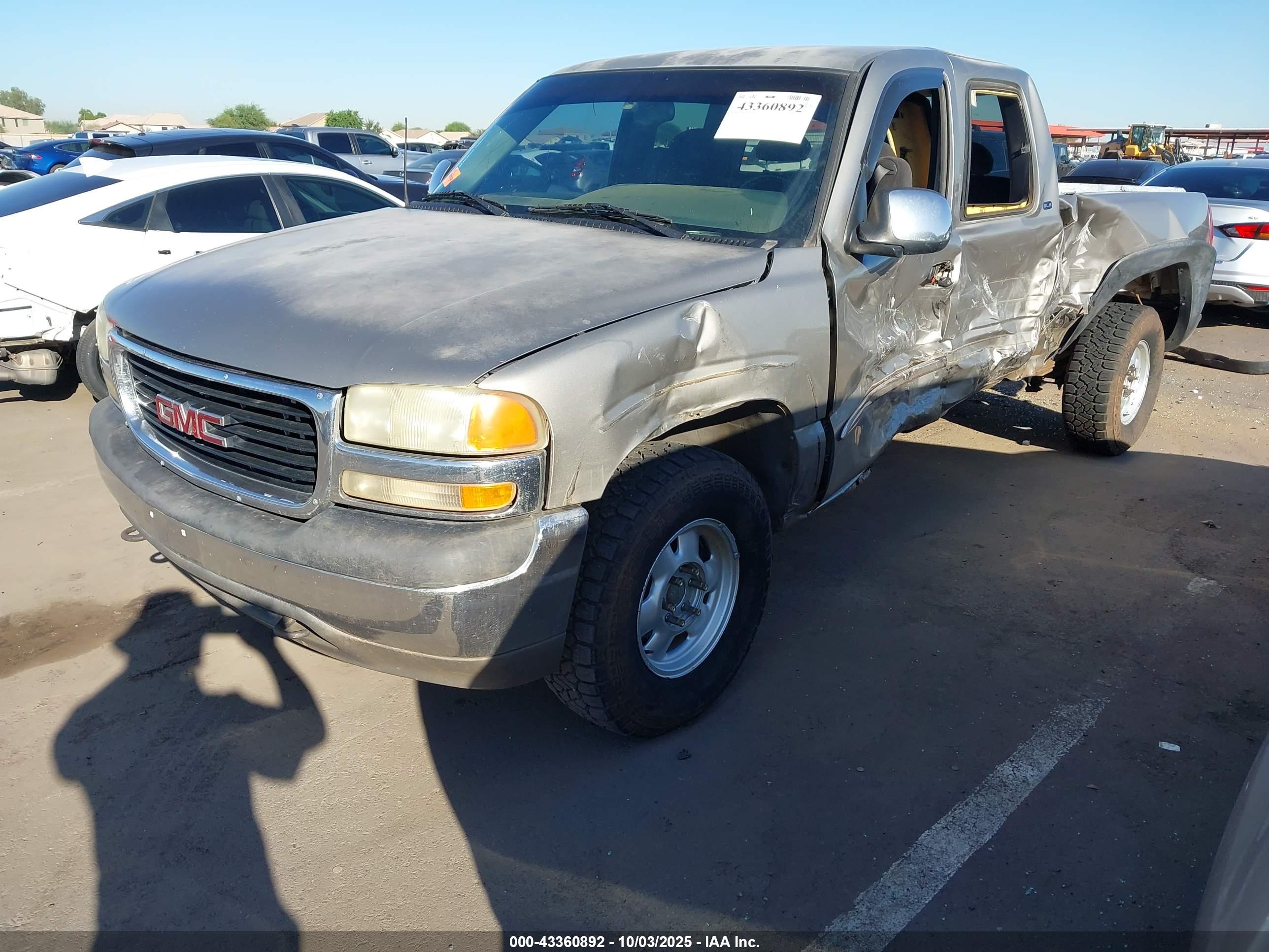 GMC SIERRA image 2
