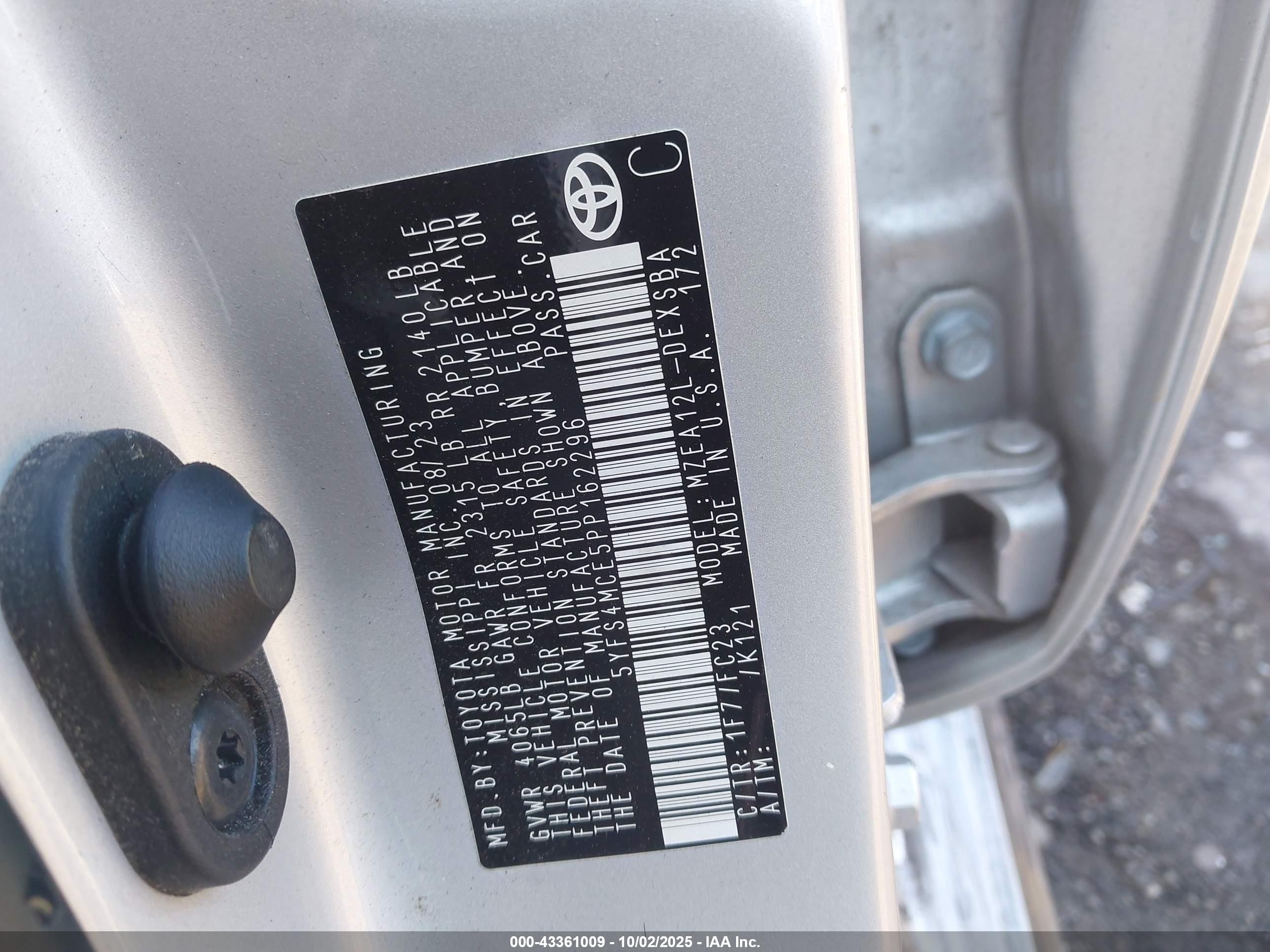 TOYOTA COROLLA image 9