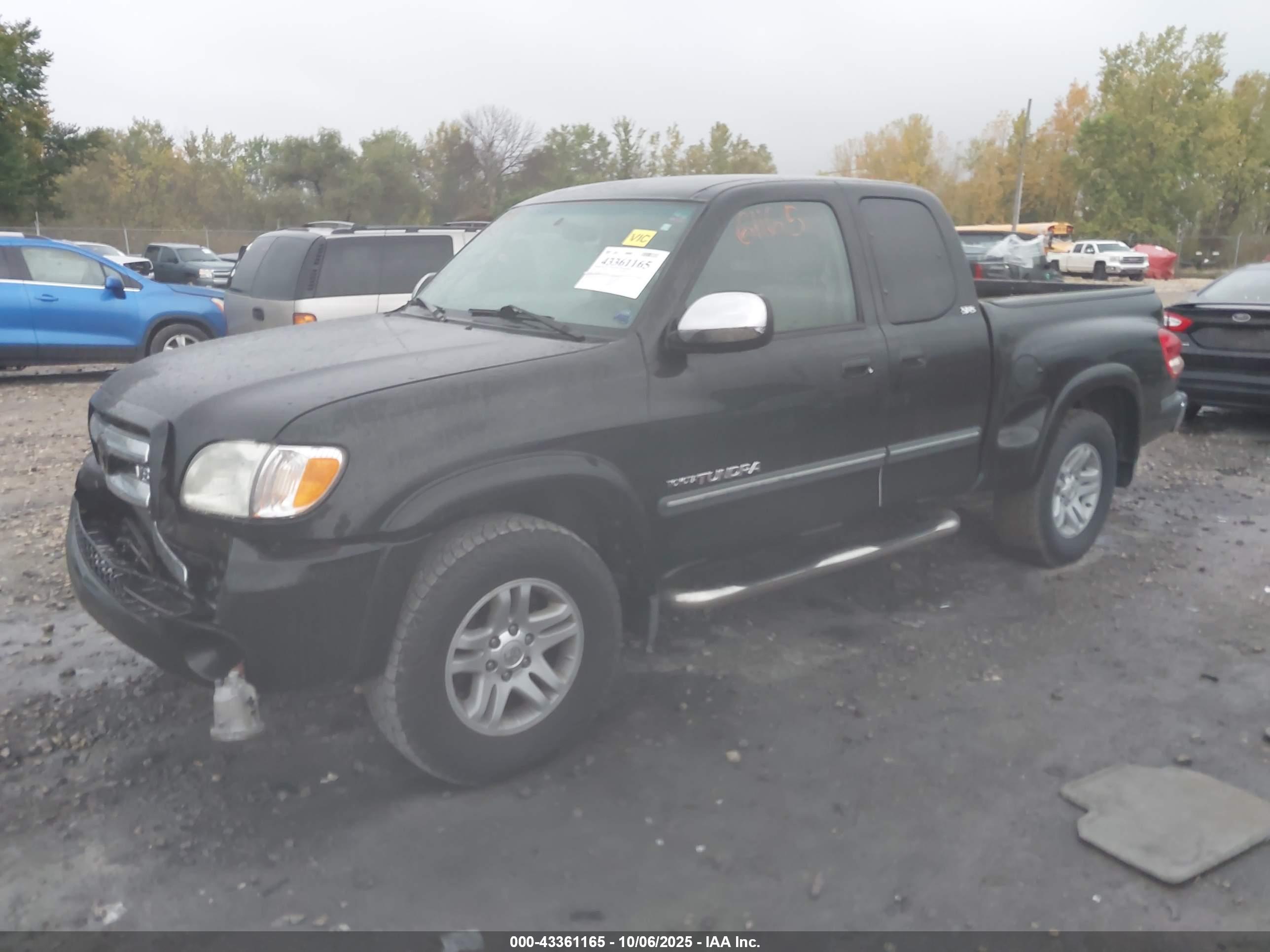 TOYOTA TUNDRA image 2
