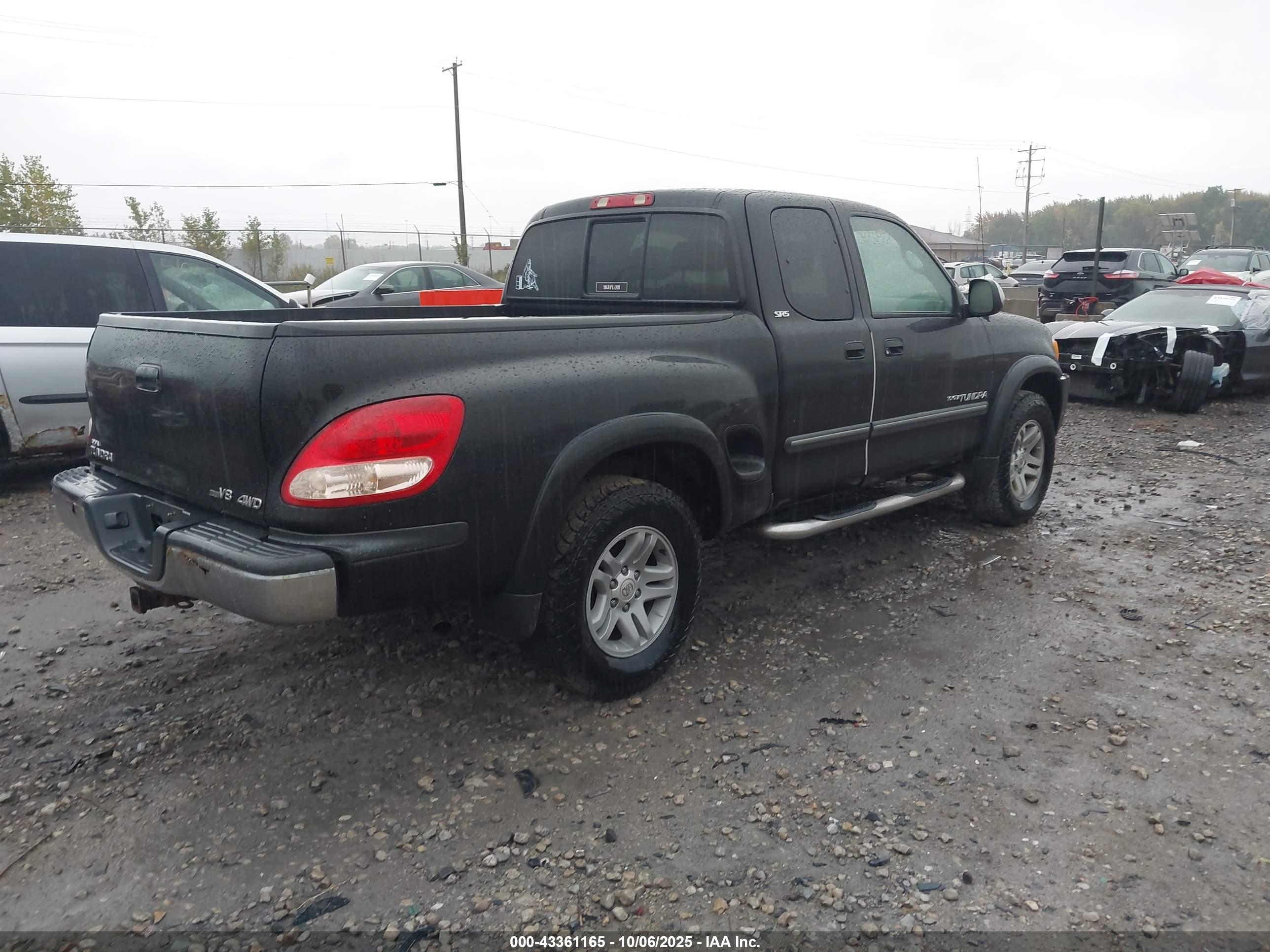 TOYOTA TUNDRA image 4