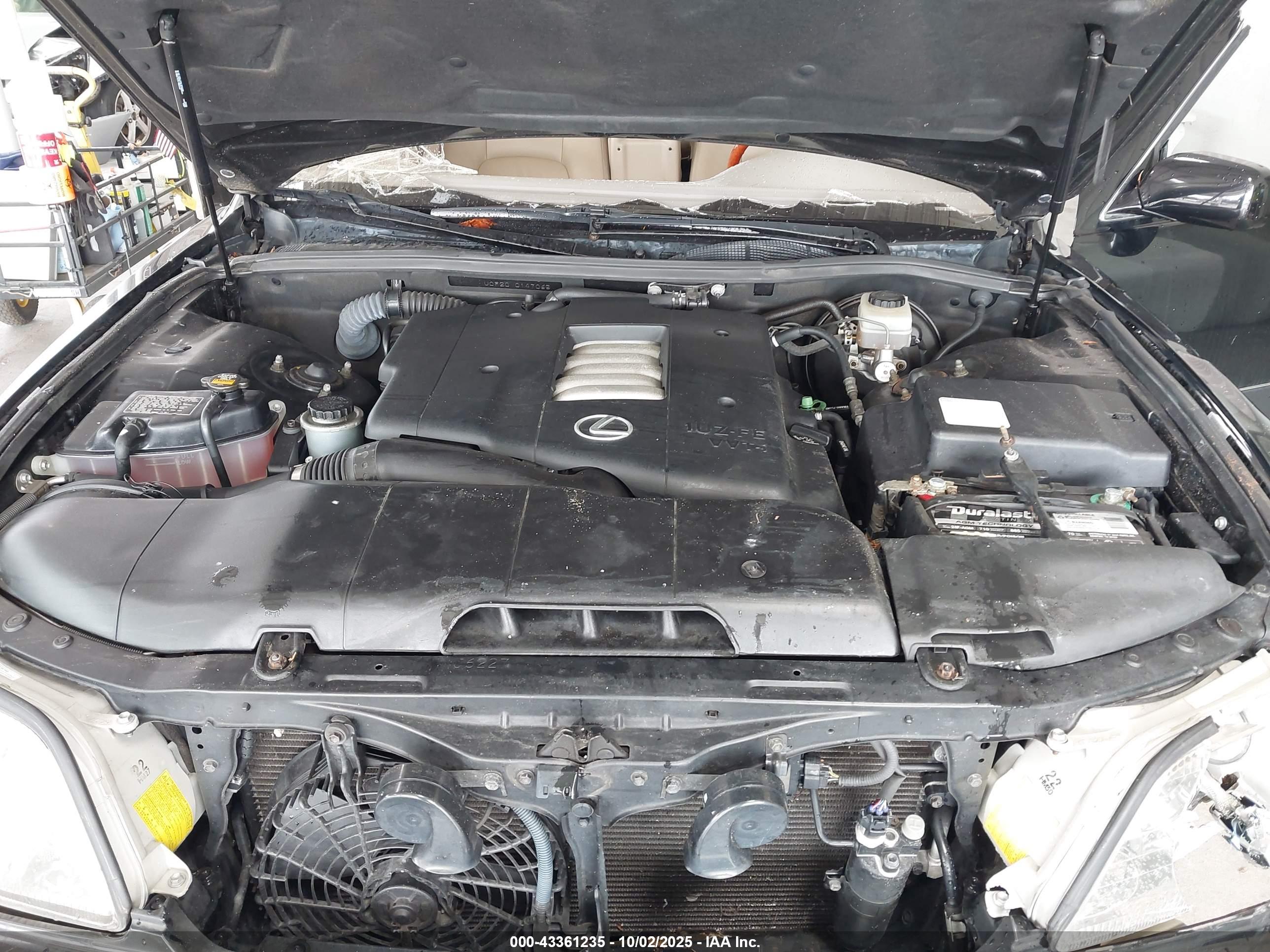 LEXUS LS image 10