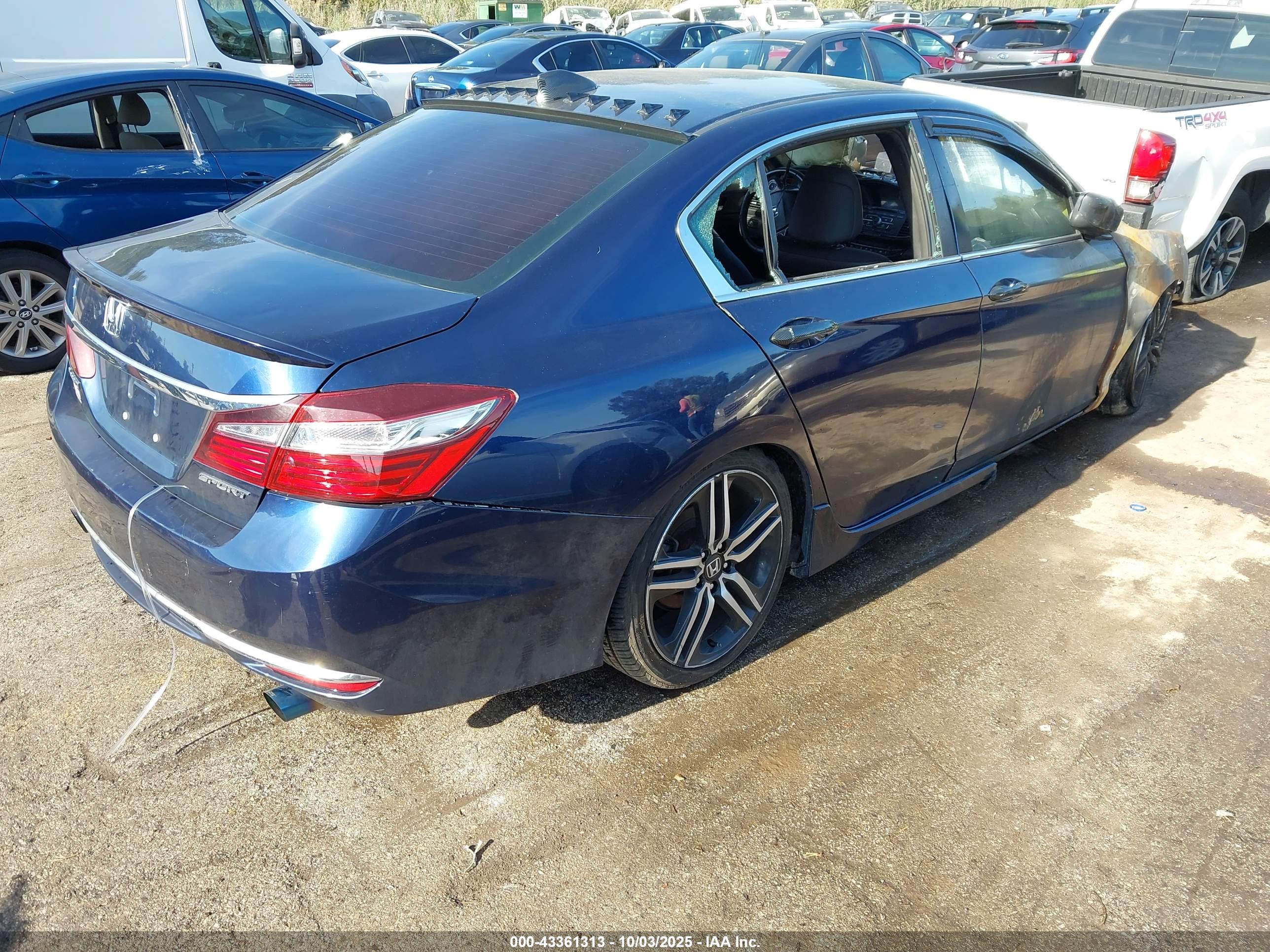 HONDA ACCORD image 4