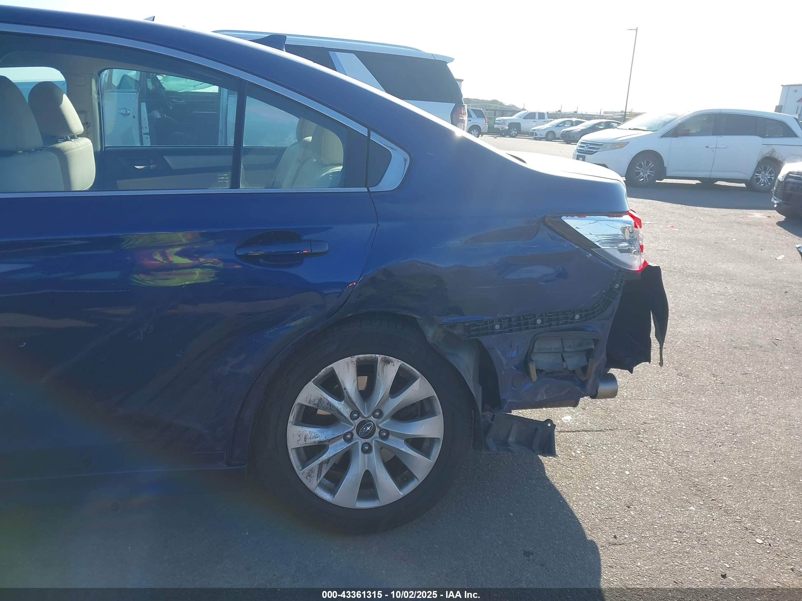 SUBARU LEGACY image 6