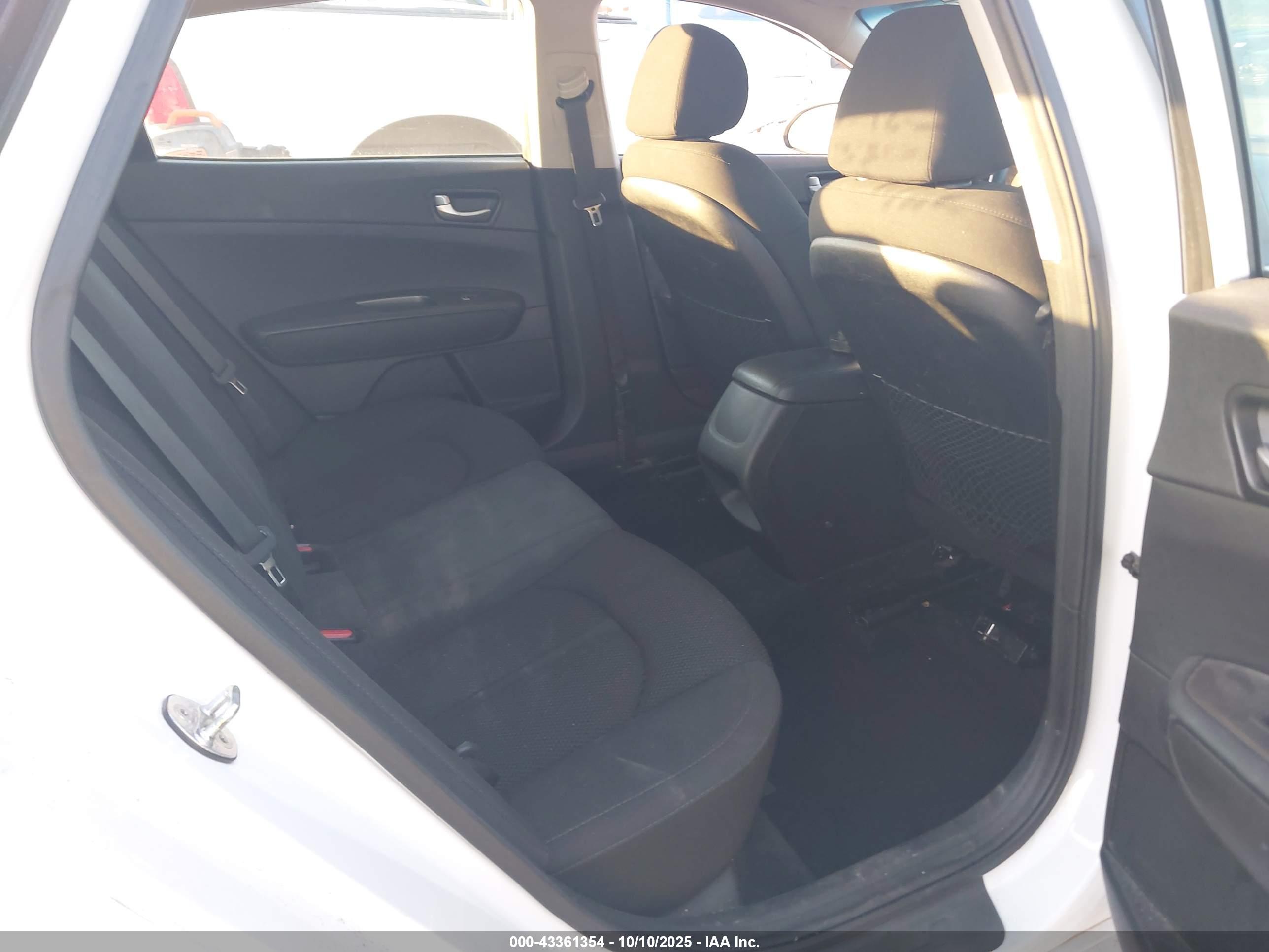 KIA OPTIMA image 8