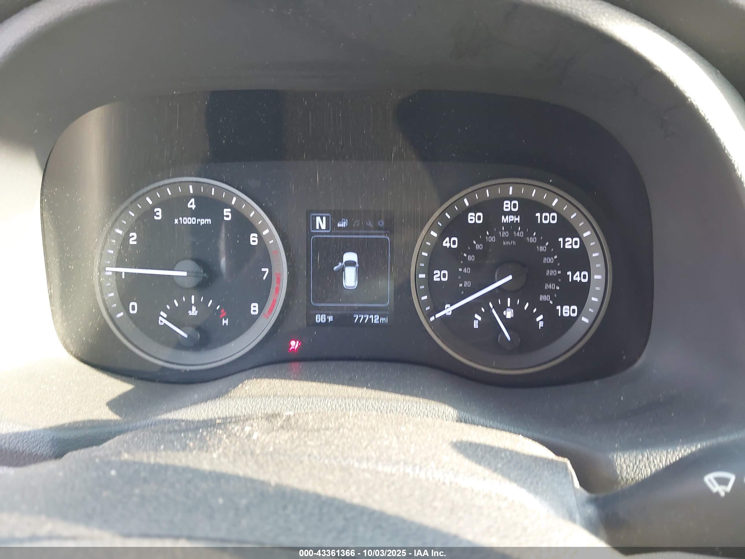 HYUNDAI TUCSON image 7