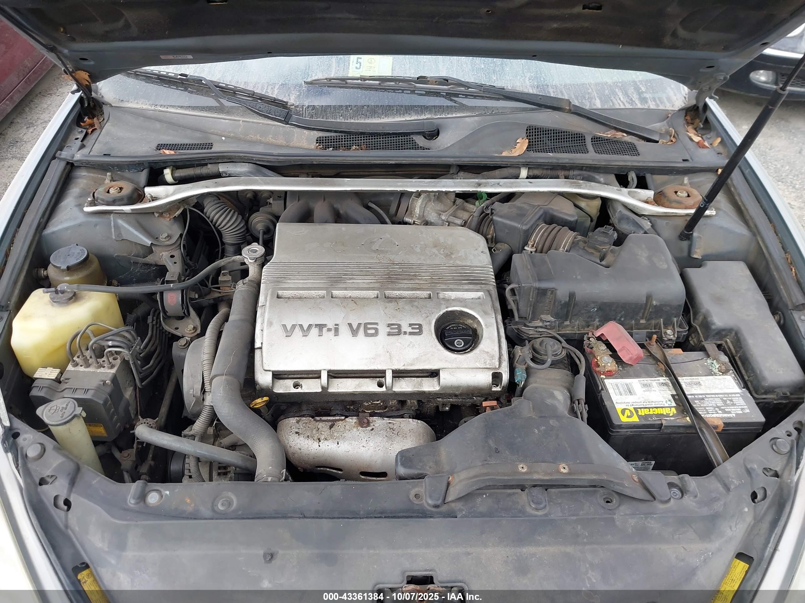 LEXUS ES image 10