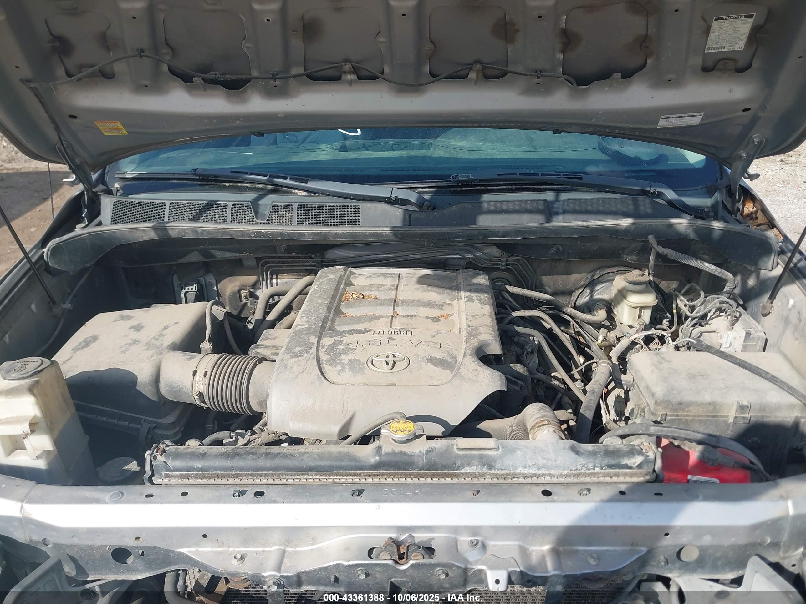 TOYOTA TUNDRA image 10
