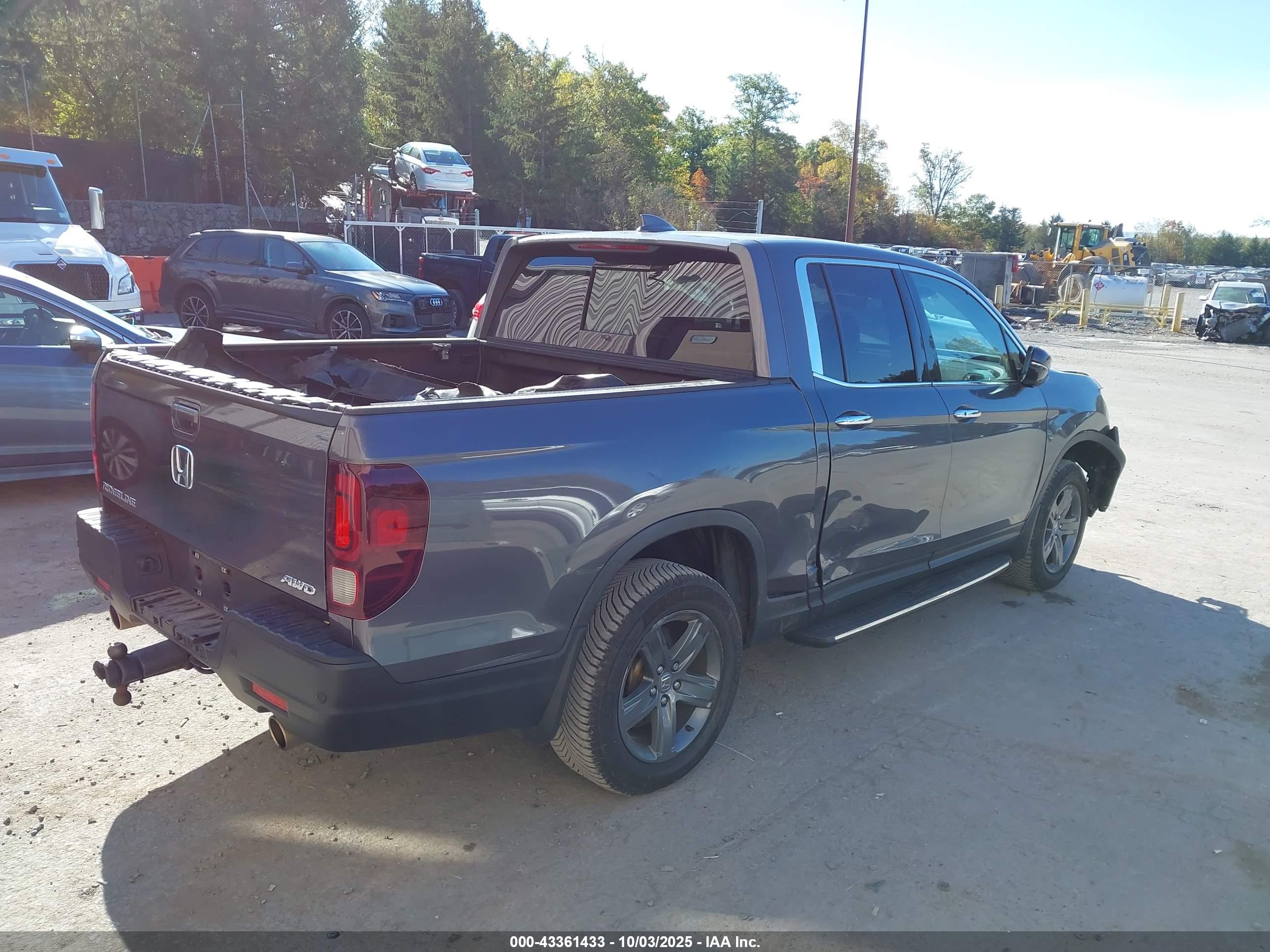 HONDA RIDGELINE image 4